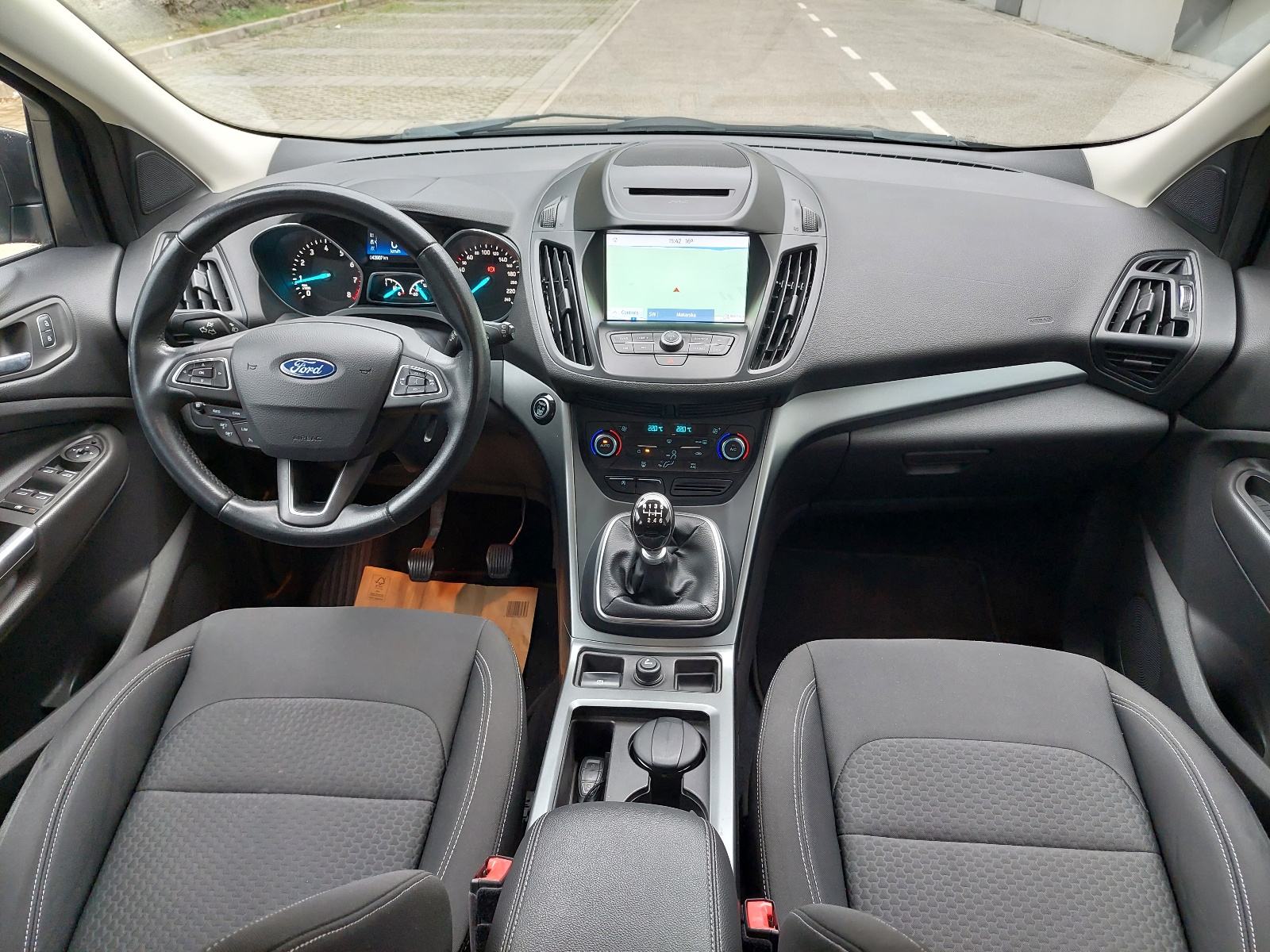 Ford Kuga 1,5 ***BENZIN*** SAMO 44.000 KM *** GARANCIJA ***KAO NOVA***, fotografija 11