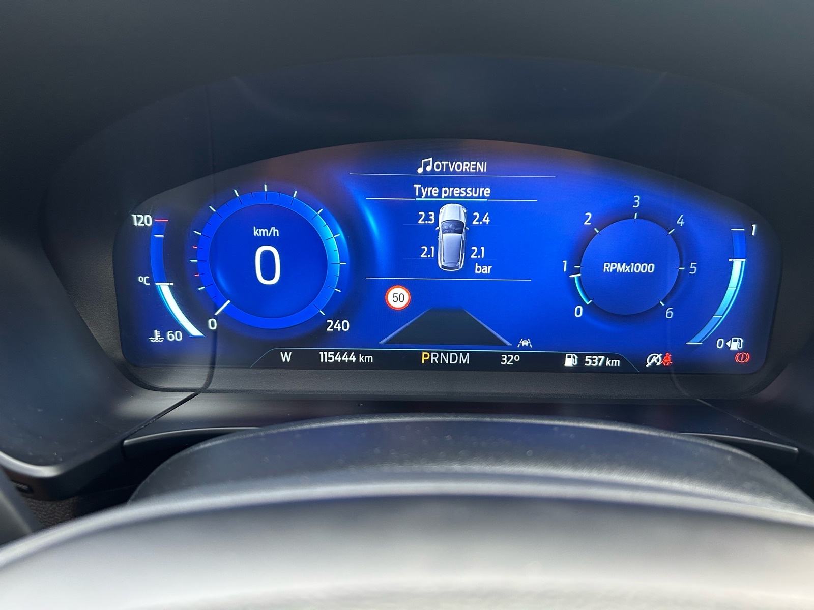 Ford Kuga 1,5 EcoBlue automatik, fotografija 14