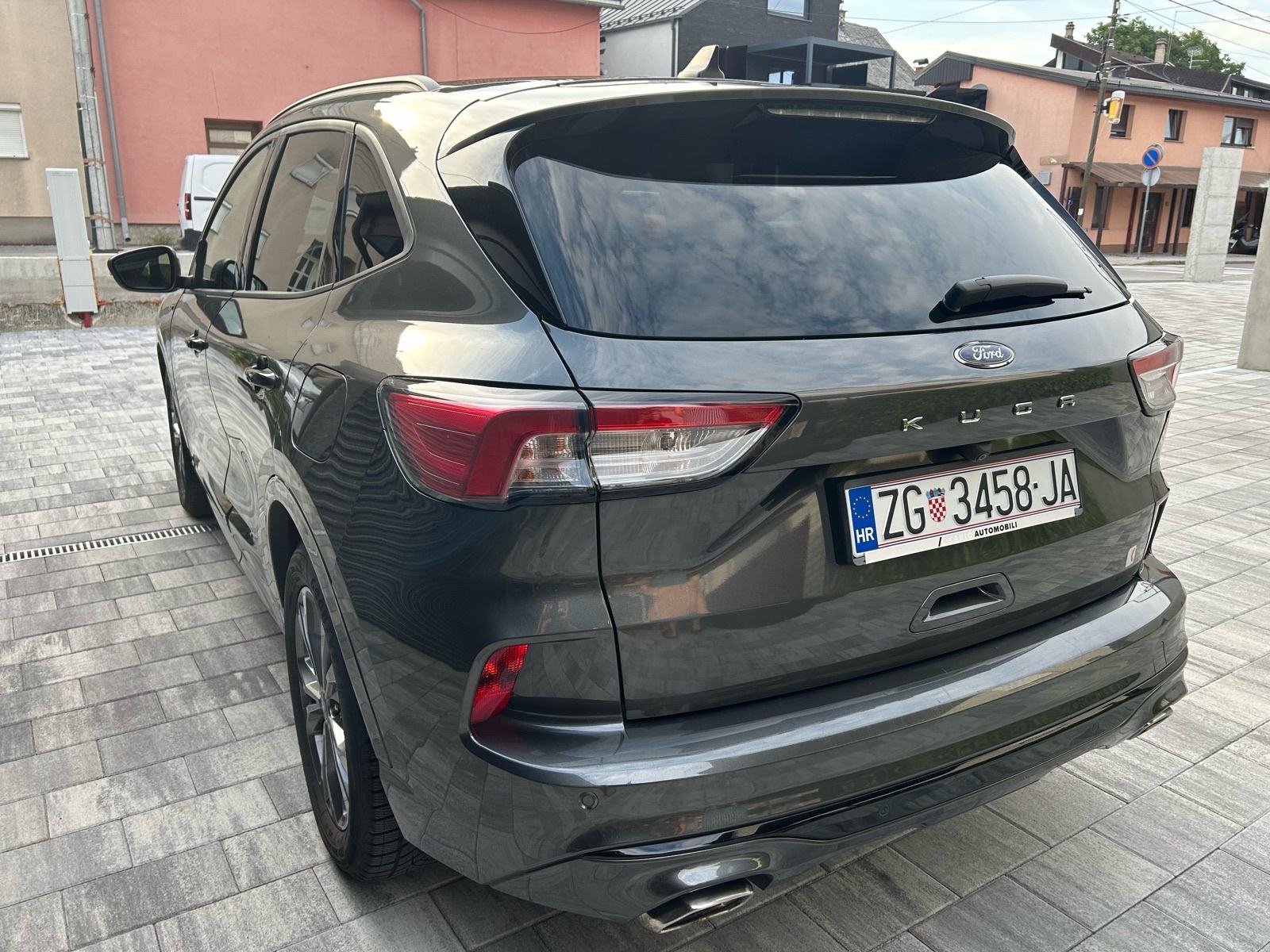 Ford Kuga 1,5 EcoBlue automatik, fotografija 4