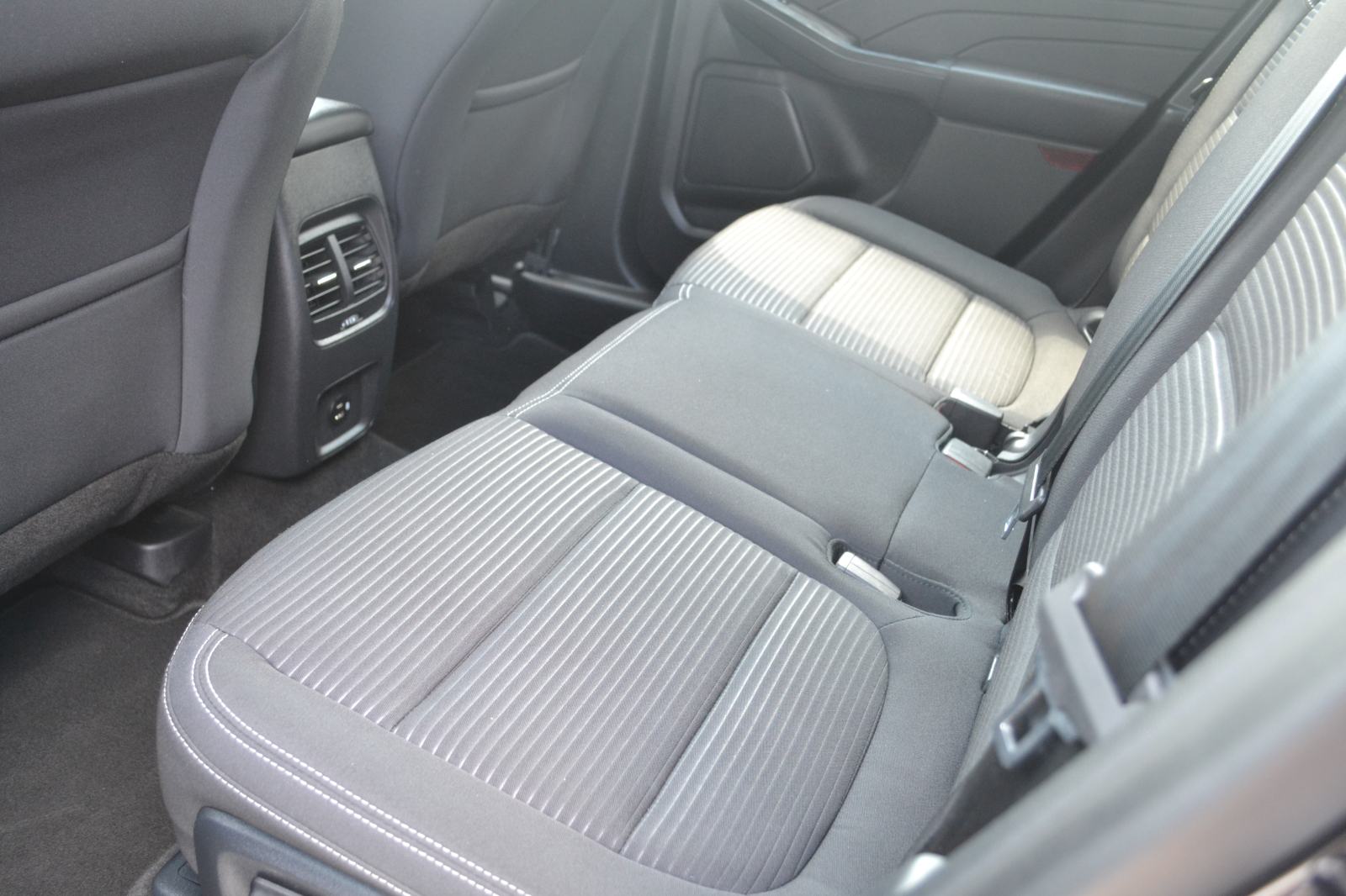 Ford Kuga 1,5 EcoBlue, fotografija 11
