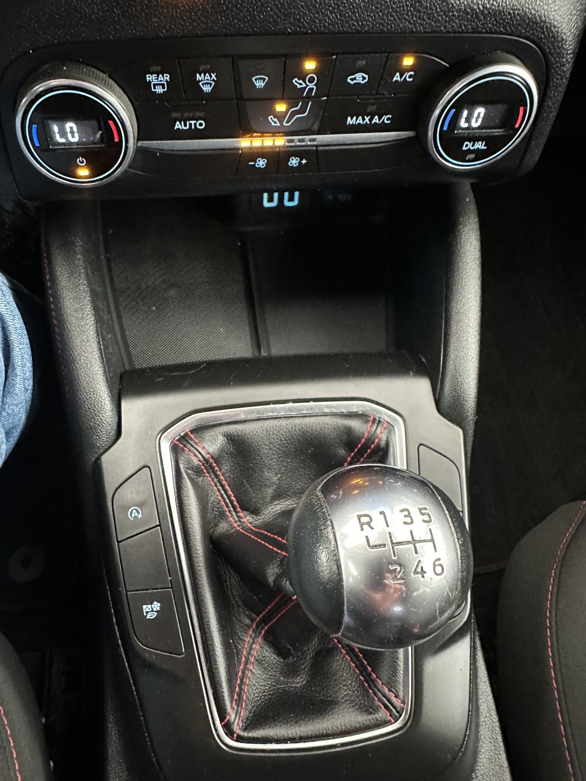 Ford Kuga 1.5 EcoBlue ST-Line.KAMERA.NAVI. SPORTSKO PODVOZJE, fotografija 15