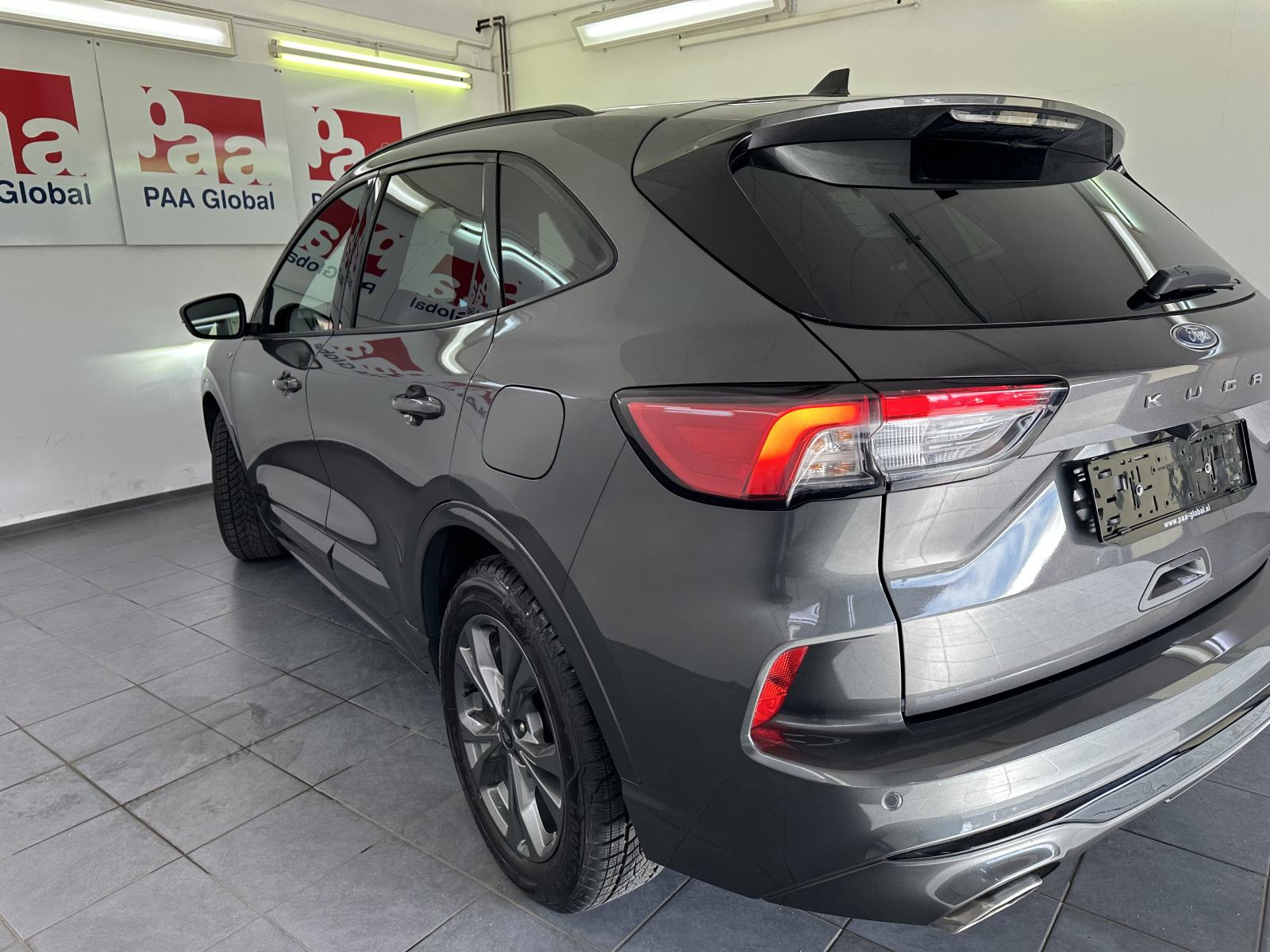 Ford Kuga 1.5 EcoBlue ST-Line.KAMERA.NAVI. SPORTSKO PODVOZJE, fotografija 18