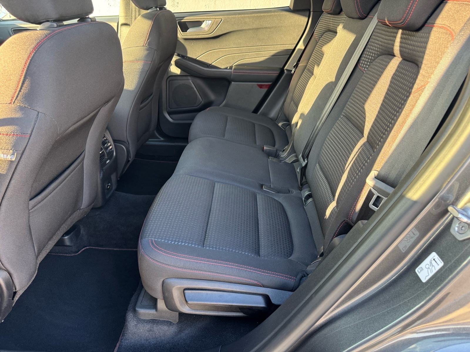 Ford Kuga 1,5 EcoBlue, ST Line, servis, jamstvo, fotografija 11