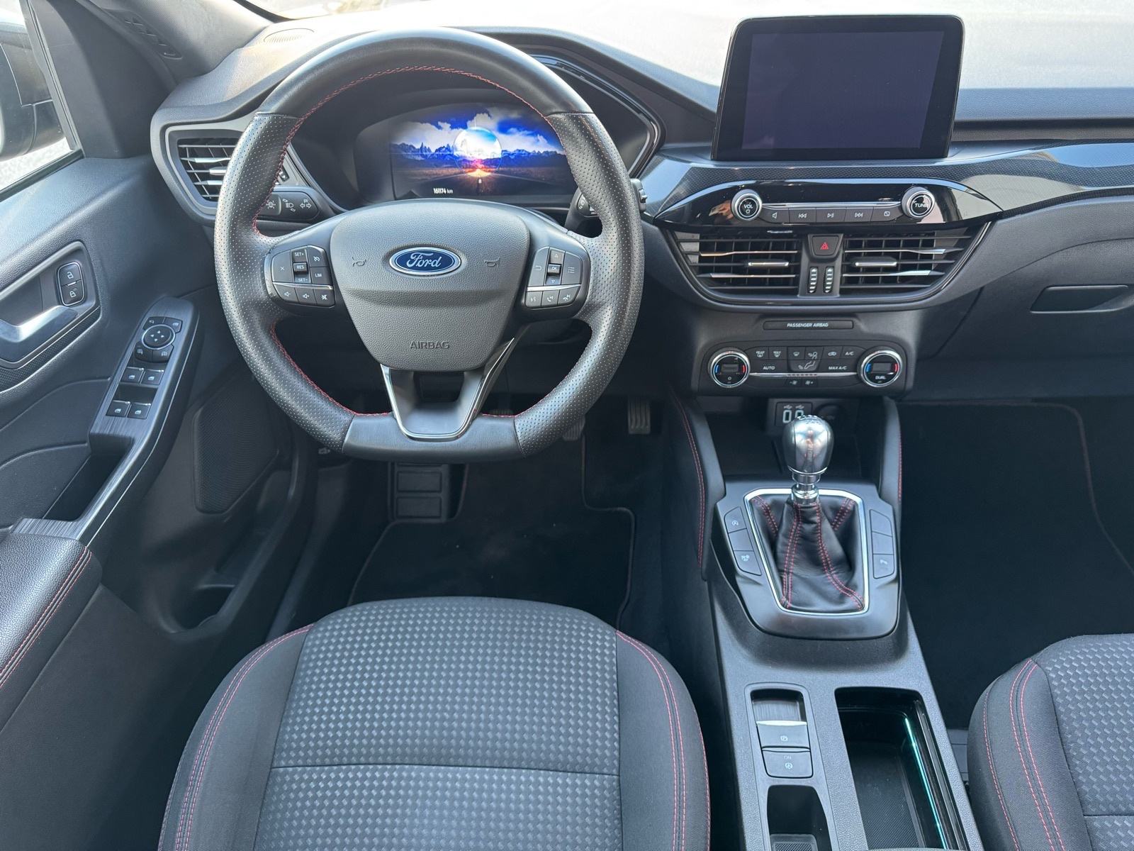Ford Kuga 1,5 EcoBlue, ST Line, servis, jamstvo, fotografija 13