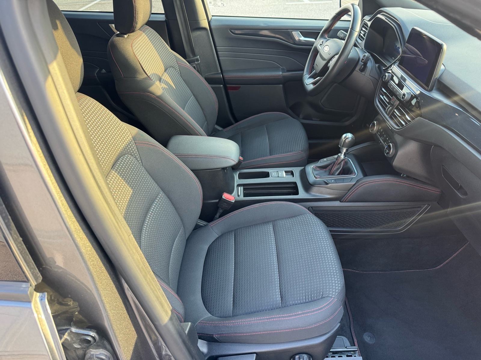 Ford Kuga 1,5 EcoBlue, ST Line, servis, jamstvo, fotografija 14