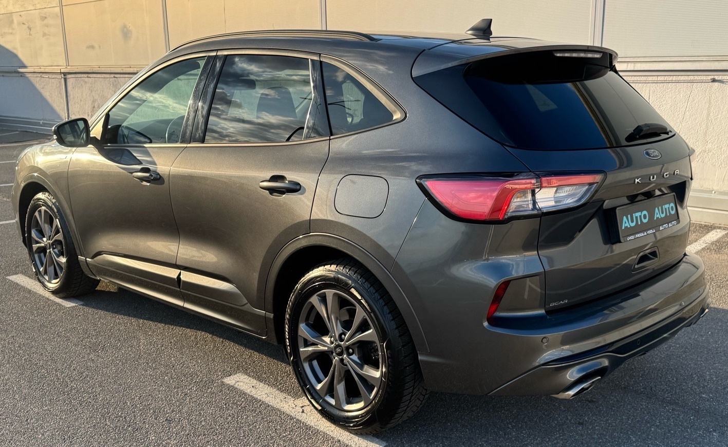 Ford Kuga 1,5 EcoBlue, ST Line, servis, jamstvo, fotografija 5