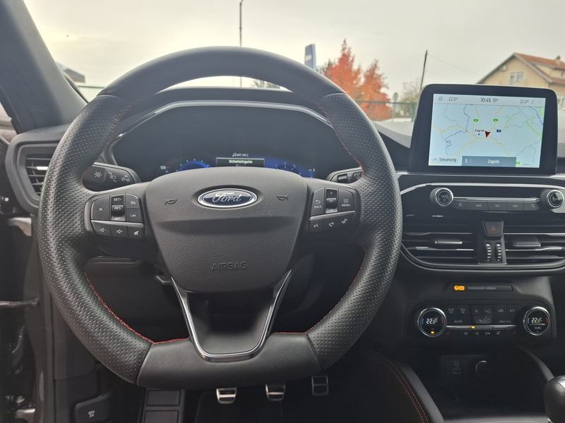 Ford Kuga 1,5 EcoBoost*150ks*Klima*Navigacija*Park.senzori*, fotografija 17