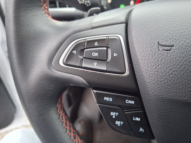 Ford Kuga 1,5*EcoBoost*182ks*Automatik*Klima*Navigacija*, fotografija 15
