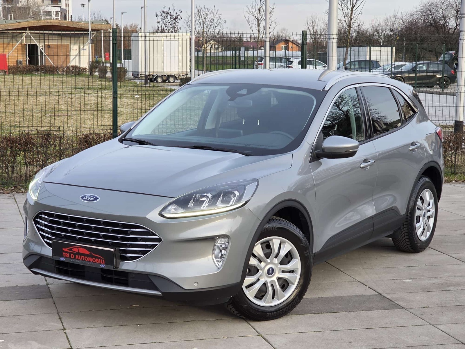 Ford Kuga 1.5 EcoBoost Titanium 2021g Nije Uvoz! 61.000km!, pogled izvana - slika 1