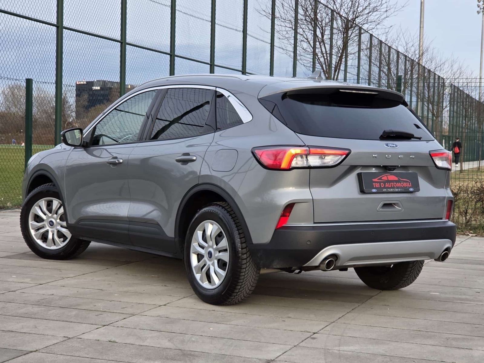 Ford Kuga 1.5 EcoBoost Titanium 2021g Nije Uvoz! 61.000km!, fotografija 6