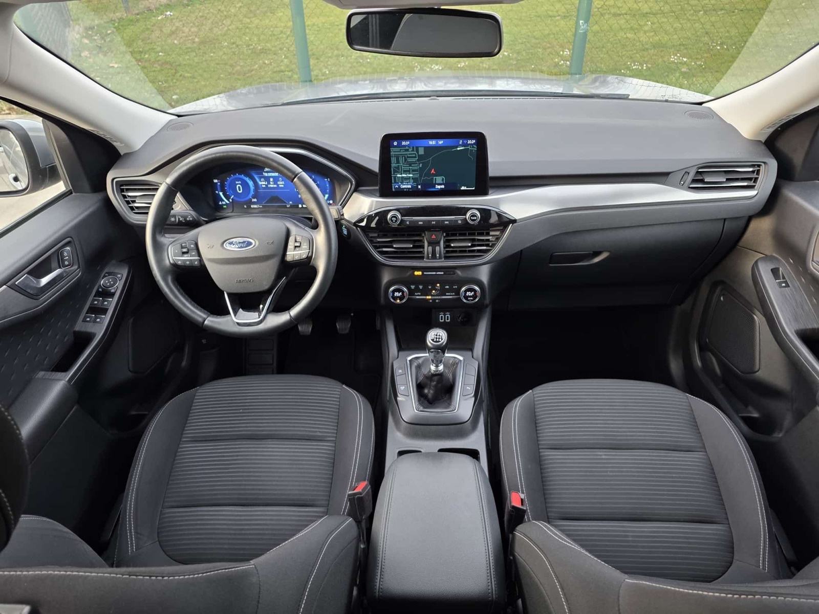 Ford Kuga 1.5 EcoBoost Titanium 2021g Nije Uvoz! 61.000km!, fotografija 9