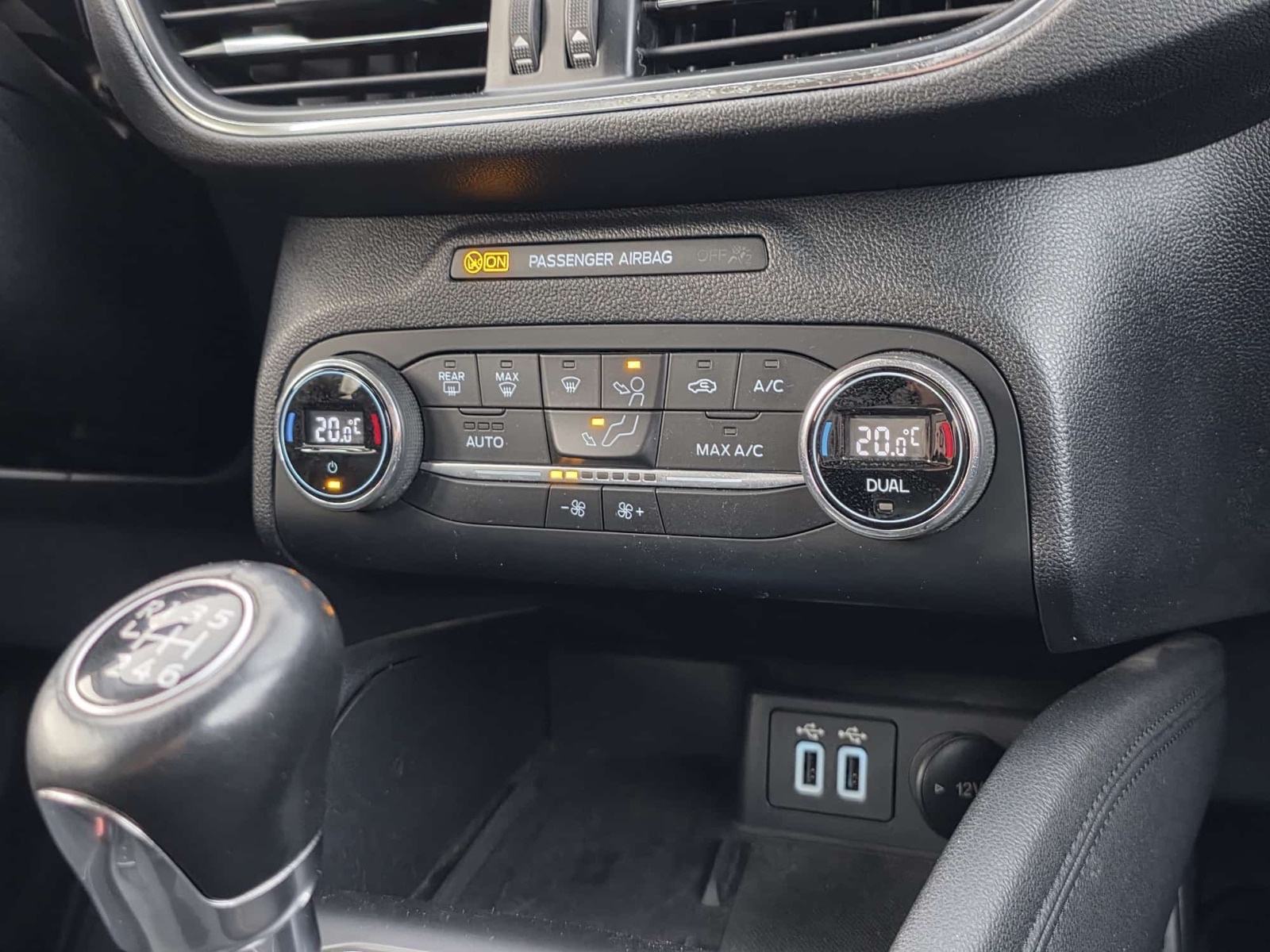 Ford Kuga 1.5 EcoBoost Titanium 2021g Nije Uvoz! 61.000km!, fotografija 17