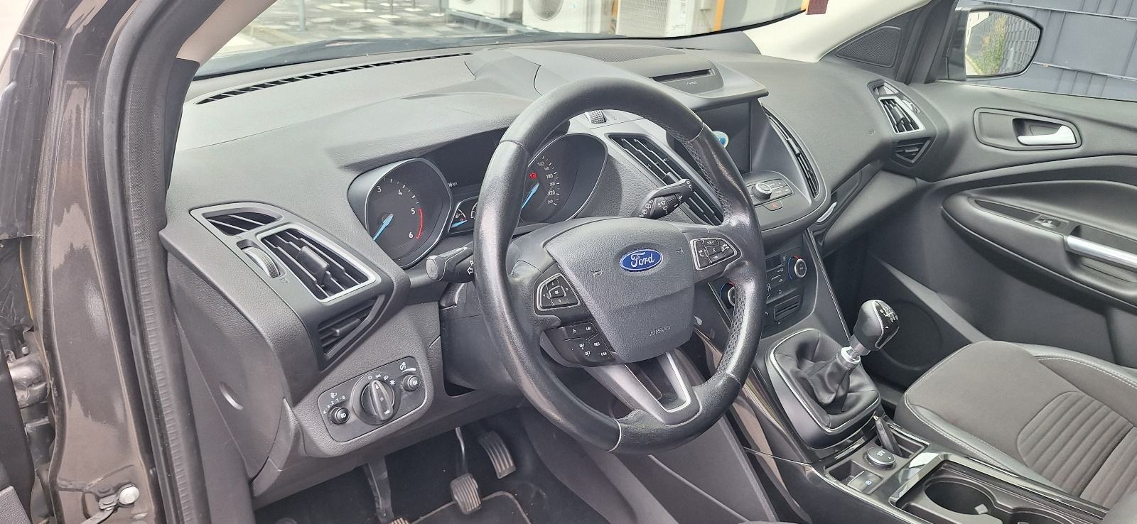 Ford Kuga 1,5, fotografija 8