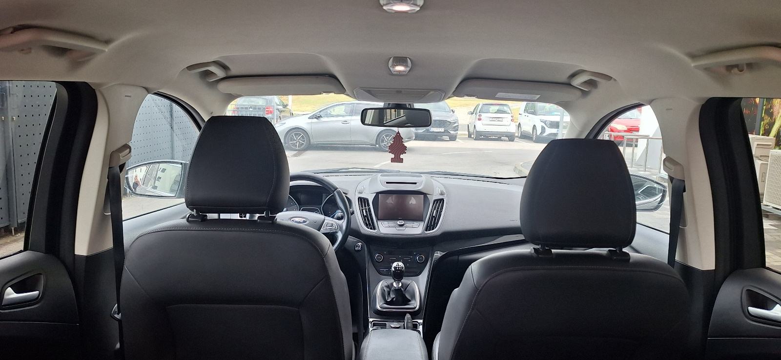 Ford Kuga 1,5, fotografija 3