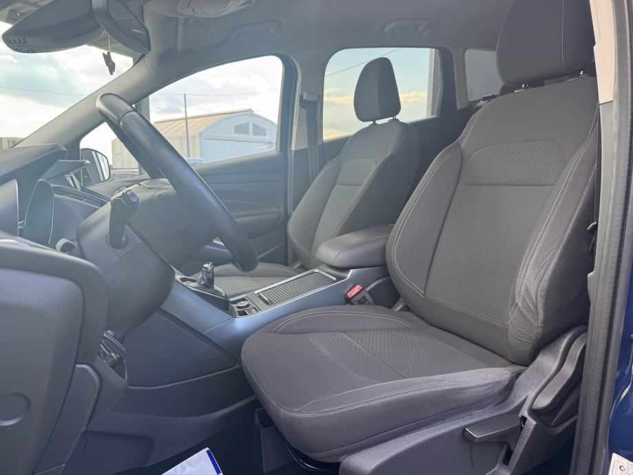 Ford Kuga 1,5 TDCI 120 KS, fotografija 9