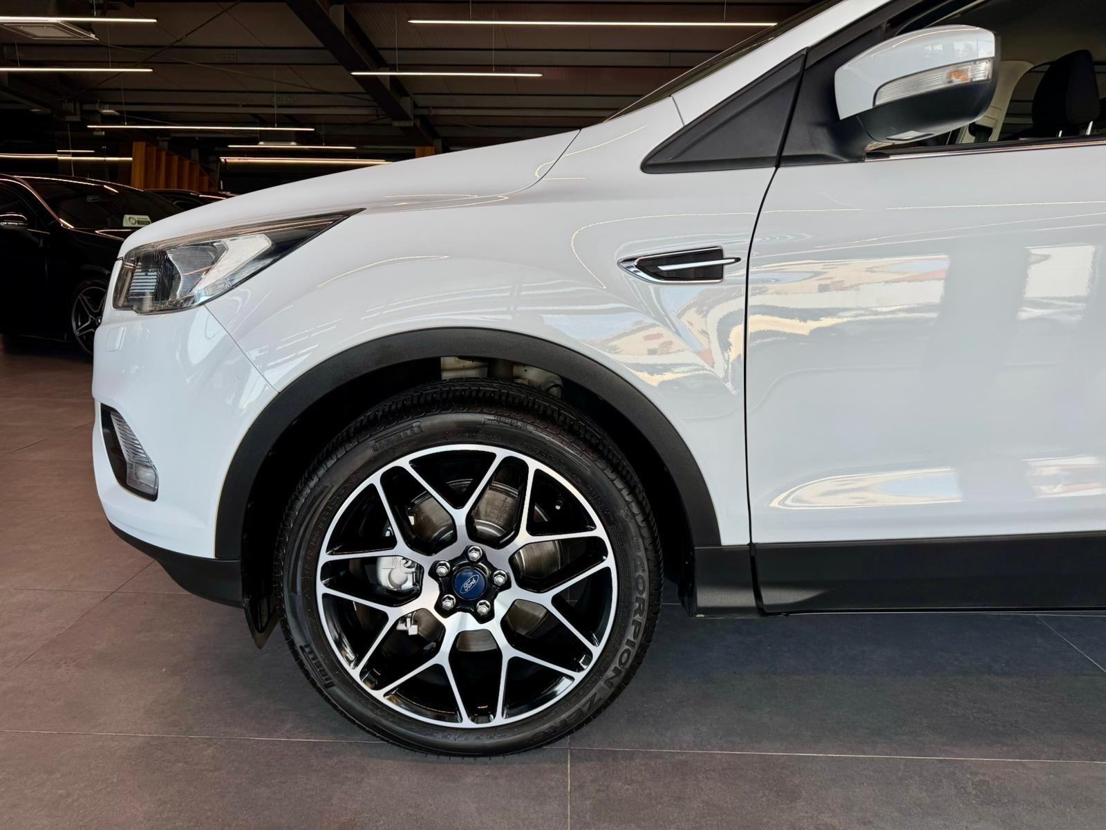 Ford Kuga 1.5 TDCi KLIMA • TEMPOMAT • LEASING RATA VEĆ OD: 354,00 €, fotografija 11