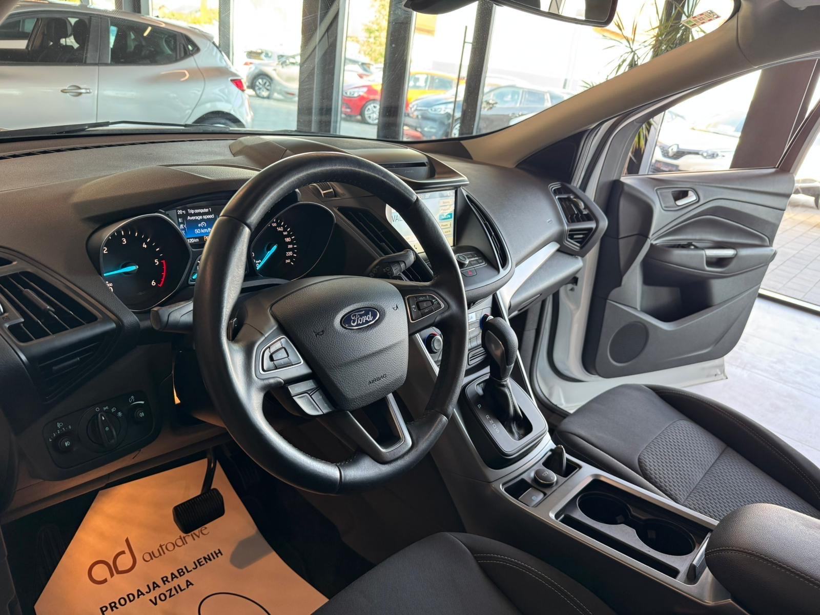 Ford Kuga 1.5 TDCi KLIMA • TEMPOMAT • LEASING RATA VEĆ OD: 354,00 €, fotografija 14