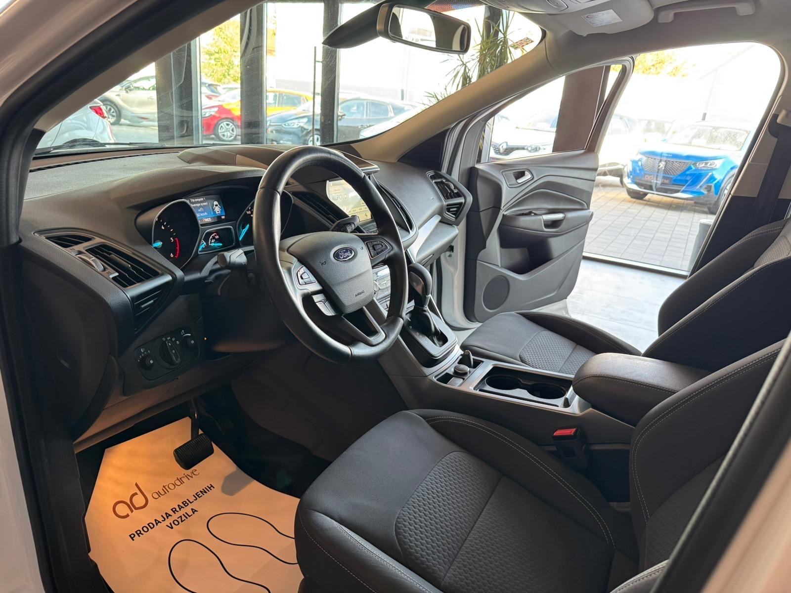 Ford Kuga 1.5 TDCi KLIMA • TEMPOMAT • LEASING RATA VEĆ OD: 354,00 €, fotografija 13