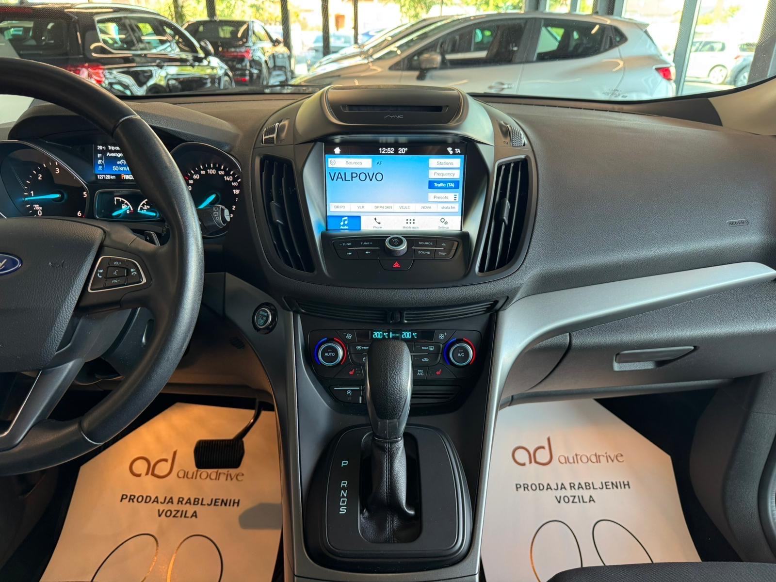 Ford Kuga 1.5 TDCi KLIMA • TEMPOMAT • LEASING RATA VEĆ OD: 354,00 €, fotografija 19