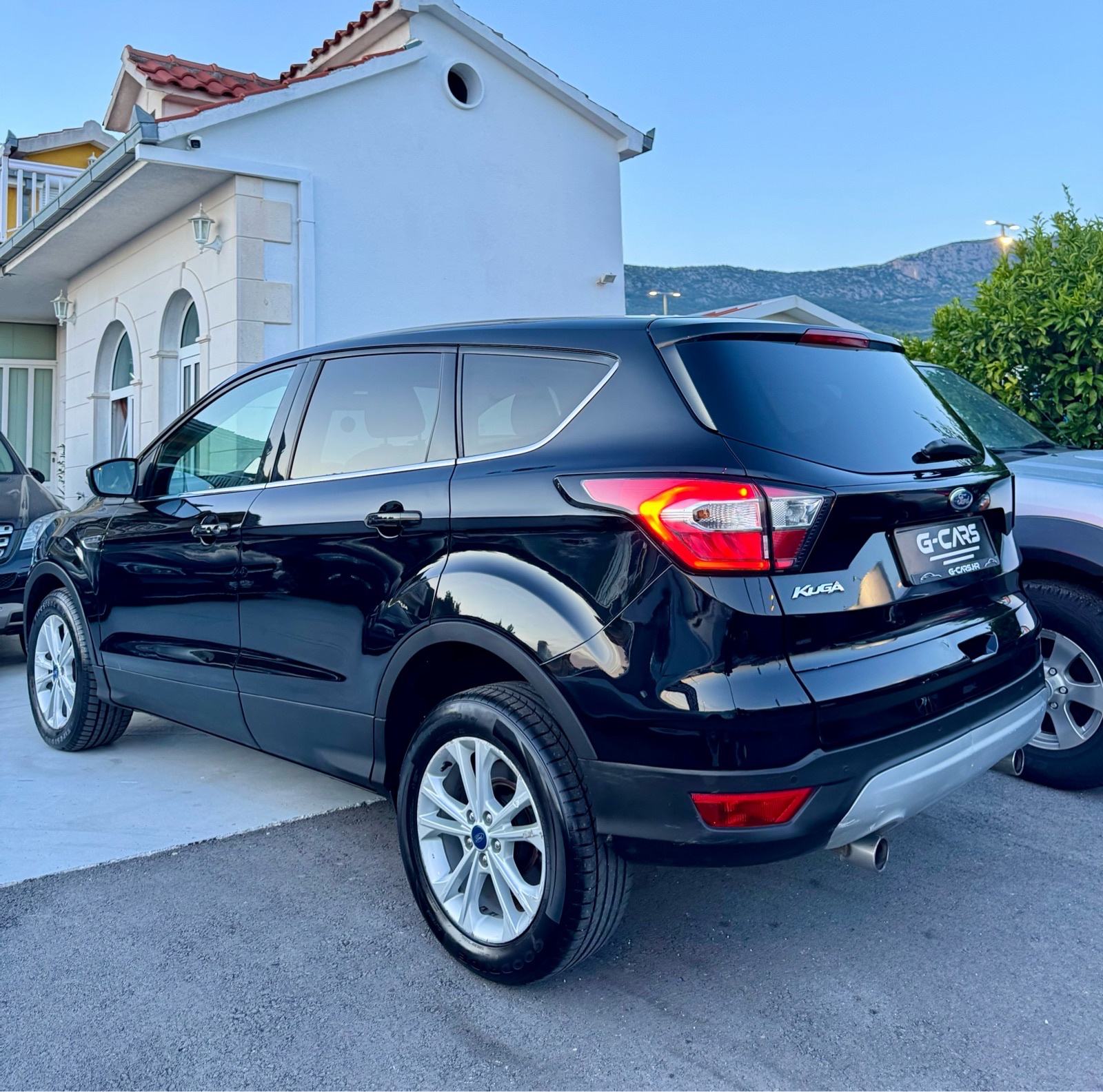Ford Kuga 1,5 TDCi —Mod 2019—110tkm—REG.GOD.DANA—AMBIENT—NAVI—JAMSTVO!, fotografija 5