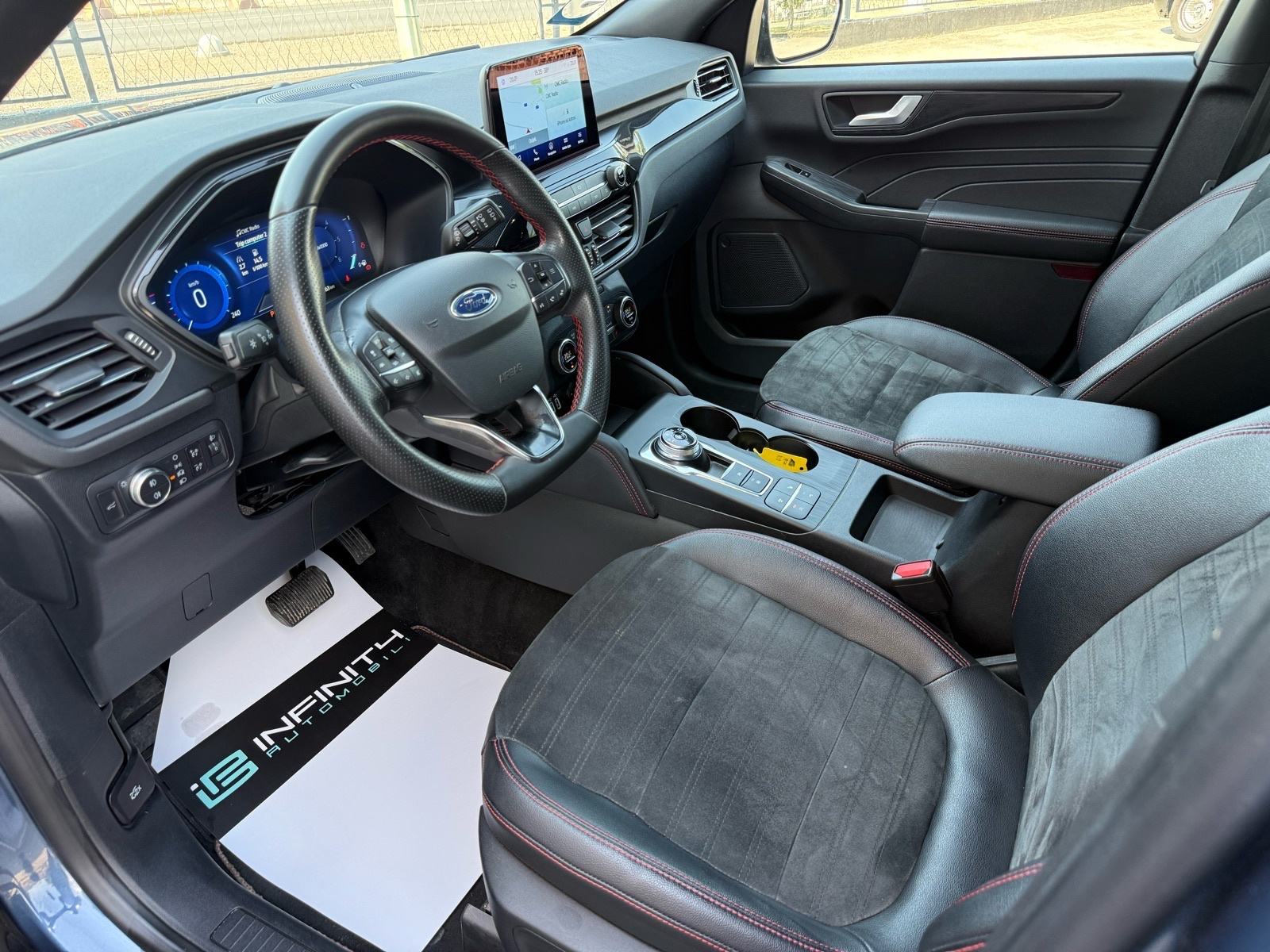 Ford Kuga 1,5 TDCI ST Line LEASING BEZ UČEŠĆA, AUTOMAT, VIRT, NAVI, fotografija 13