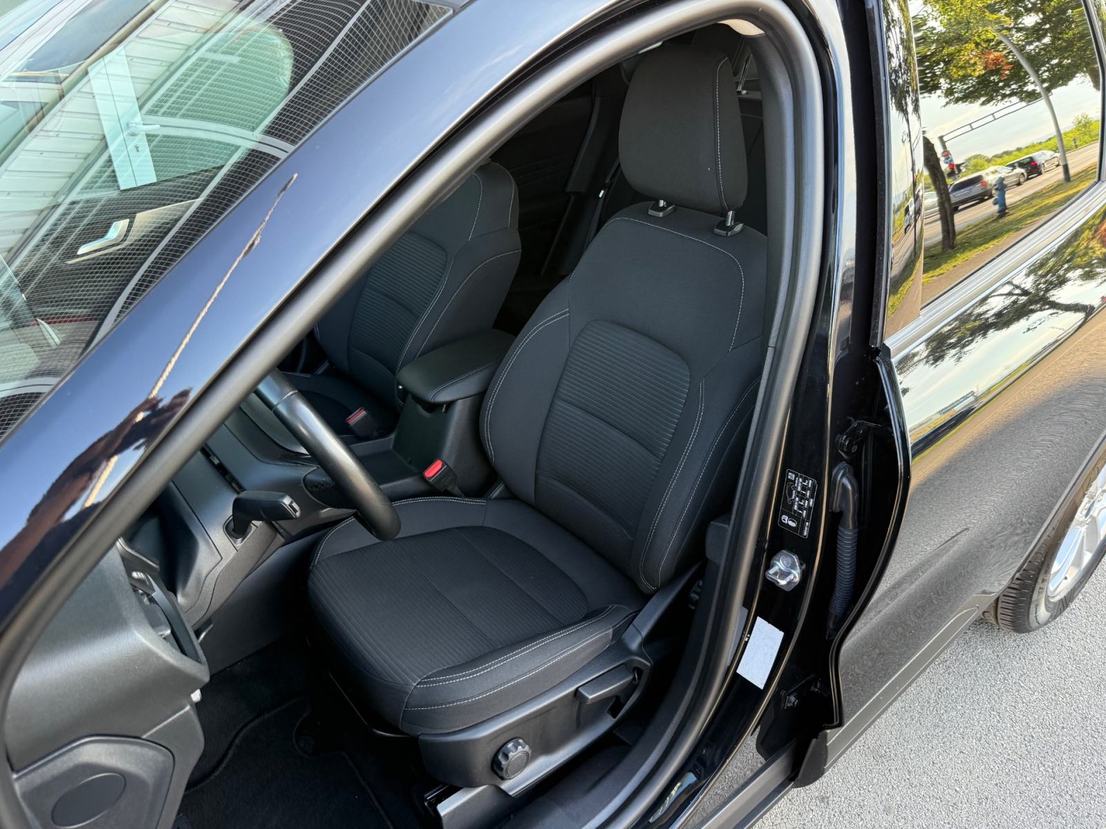 Ford Kuga 1.5EcoBoost AUTOMATIK °NAVI°KAMERA°JAMSTVO 12MJ°LEASING BEZ, fotografija 18
