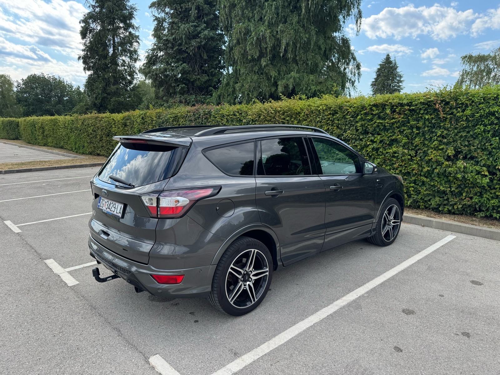 Ford Kuga 1.5tdci ST Line•FULL•Veliki servis•Reg. 5/27•, fotografija 7