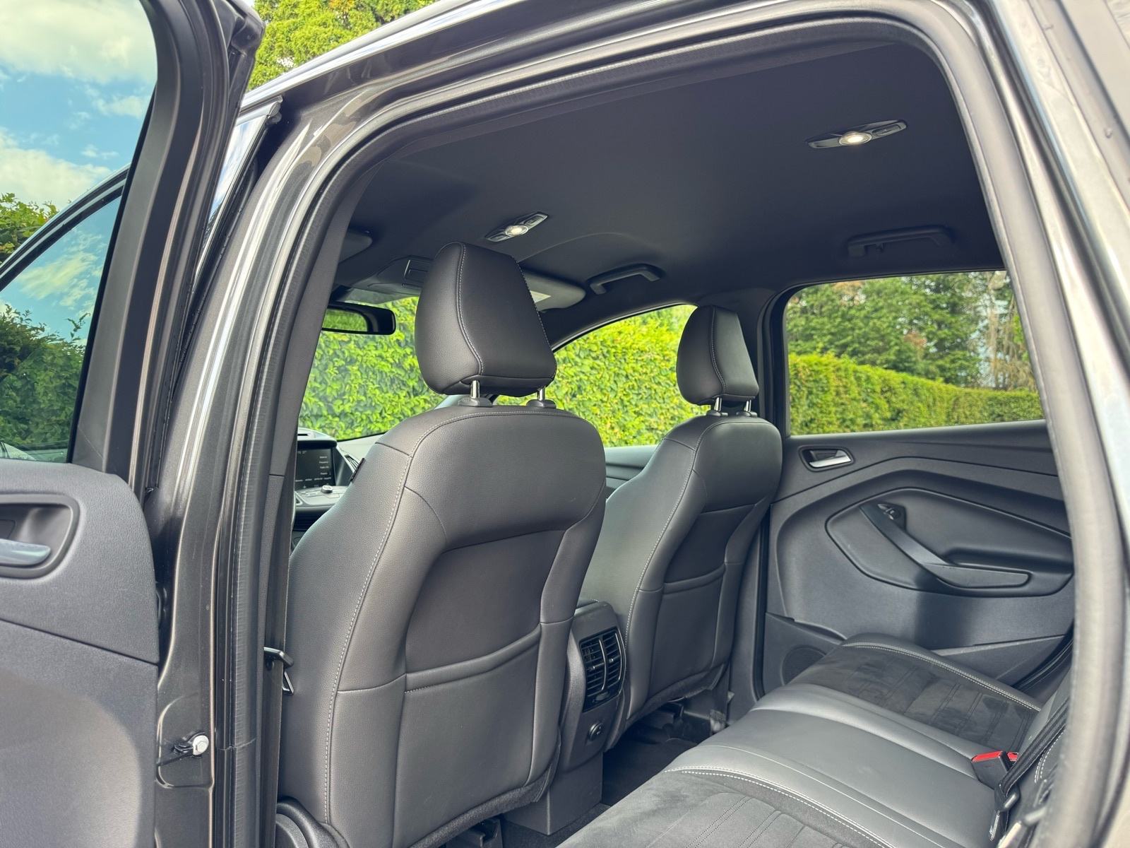 Ford Kuga 1.5tdci ST Line•FULL•Veliki servis•Reg. 5/27•, fotografija 15
