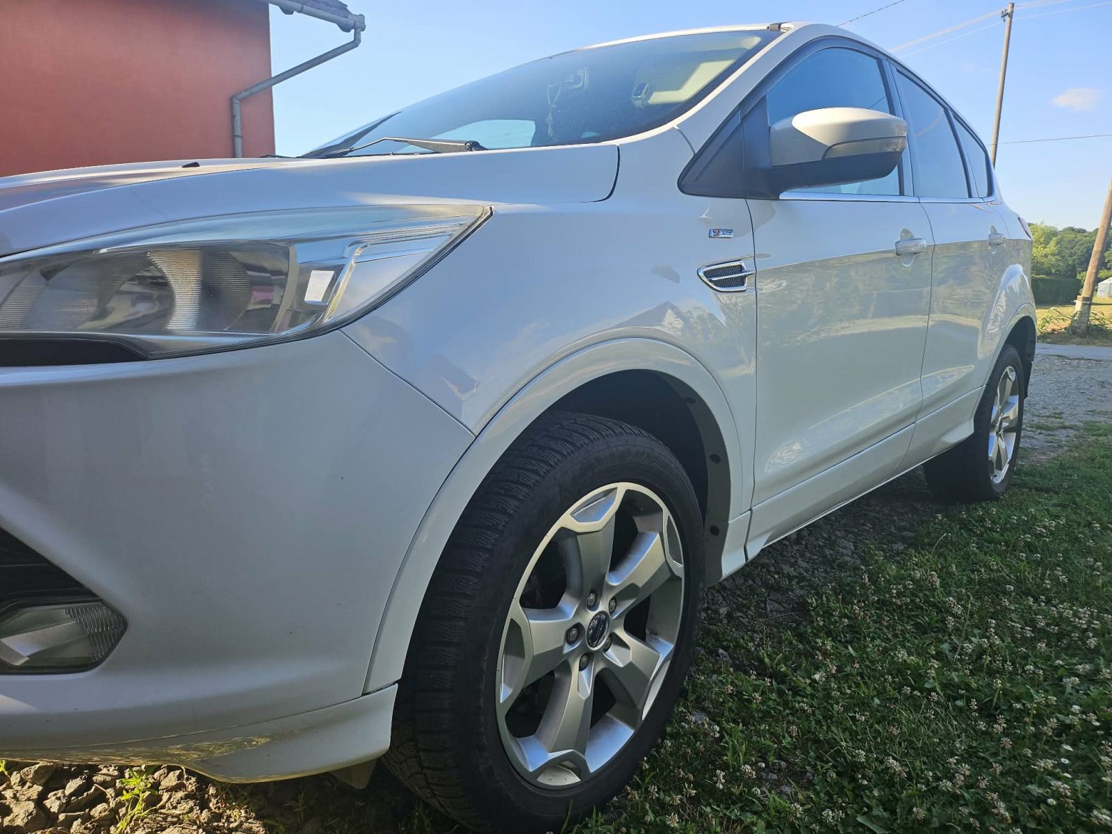 Ford Kuga 2.0 4WD, fotografija 11