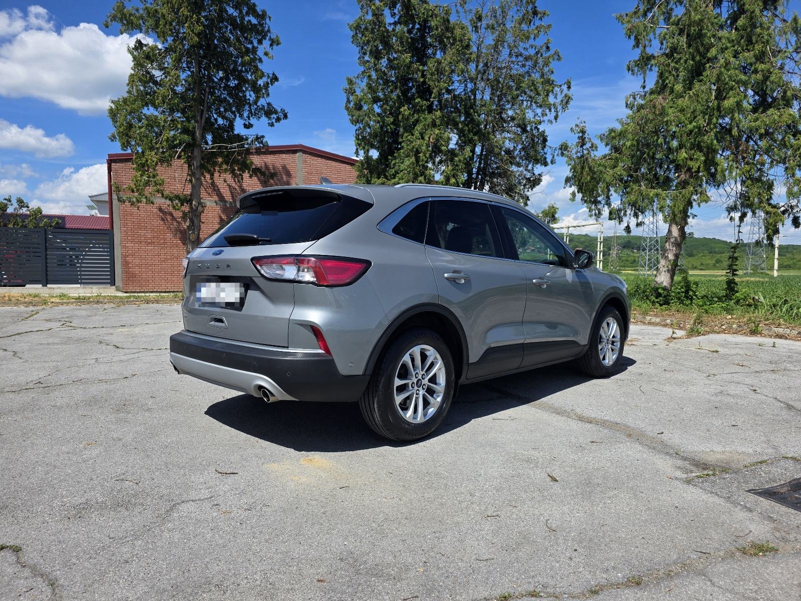 Ford Kuga 2,0 EcoBlue automatik TITANIUM LEASING R1 SERVISNA, fotografija 5