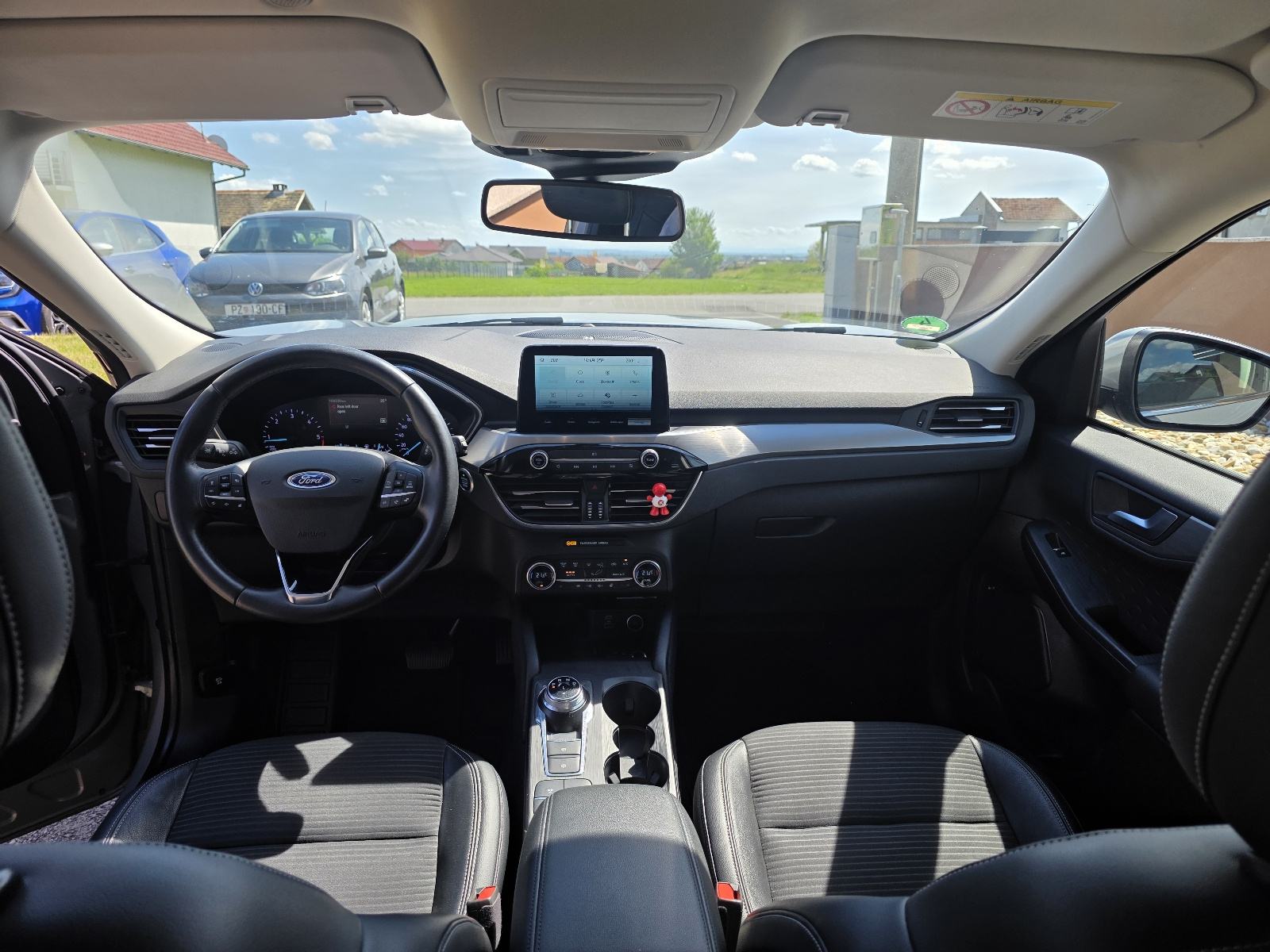 Ford Kuga 2,0 EcoBlue automatik TITANIUM LEASING R1 SERVISNA, fotografija 9