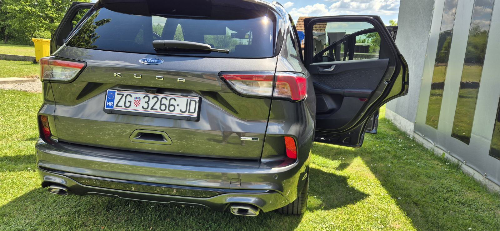 Ford Kuga 2.0 EcoBlue mHEV ST-Line, fotografija 9
