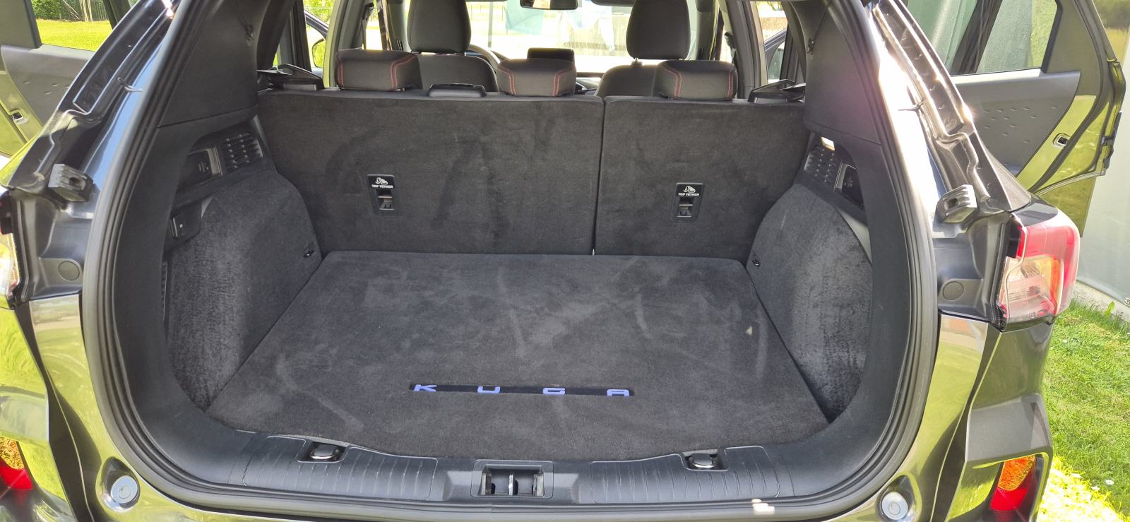 Ford Kuga 2.0 EcoBlue mHEV ST-Line, fotografija 11