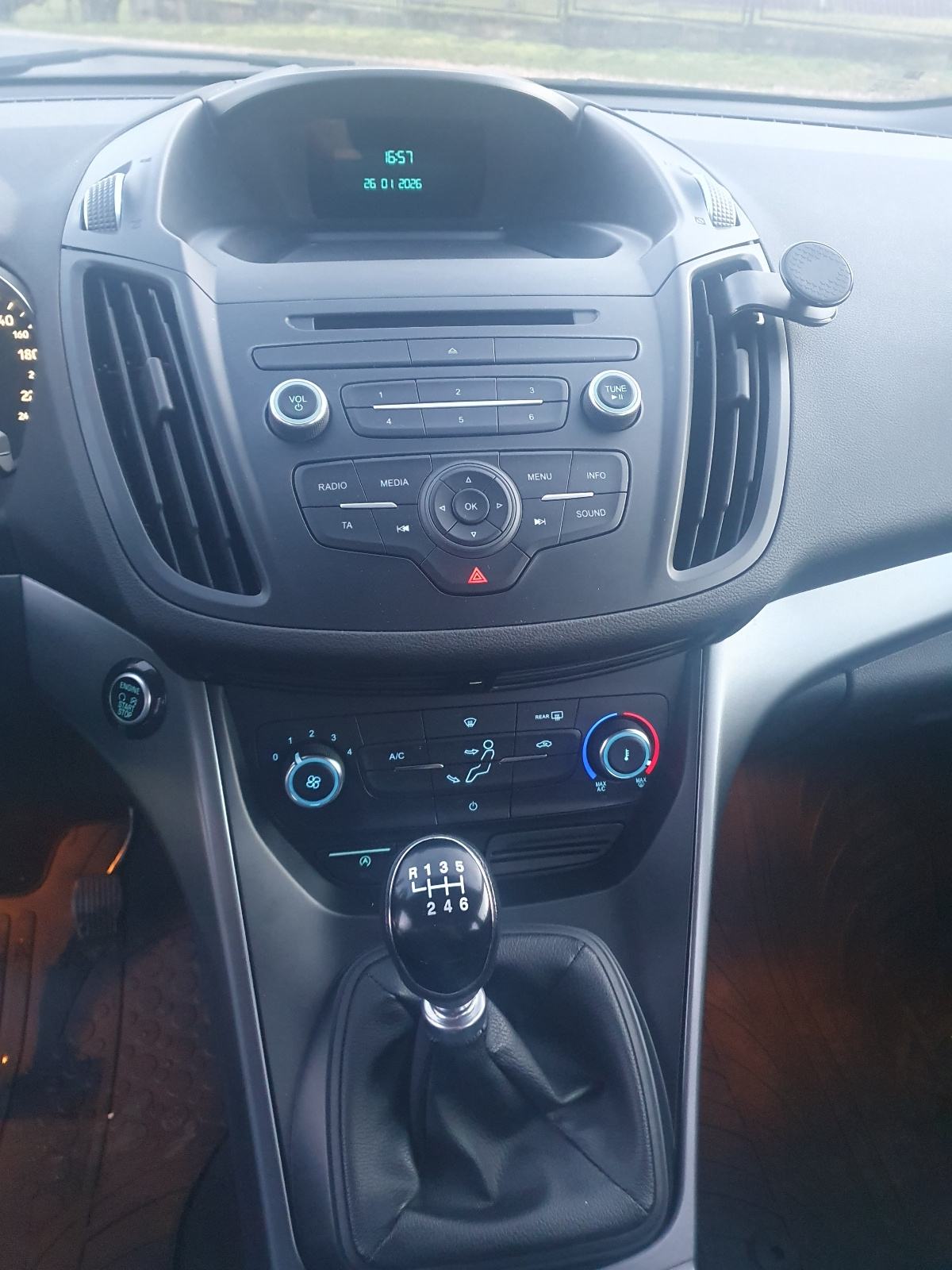 Ford Kuga 2.0 TDCI, 109tkm, fotografija 9