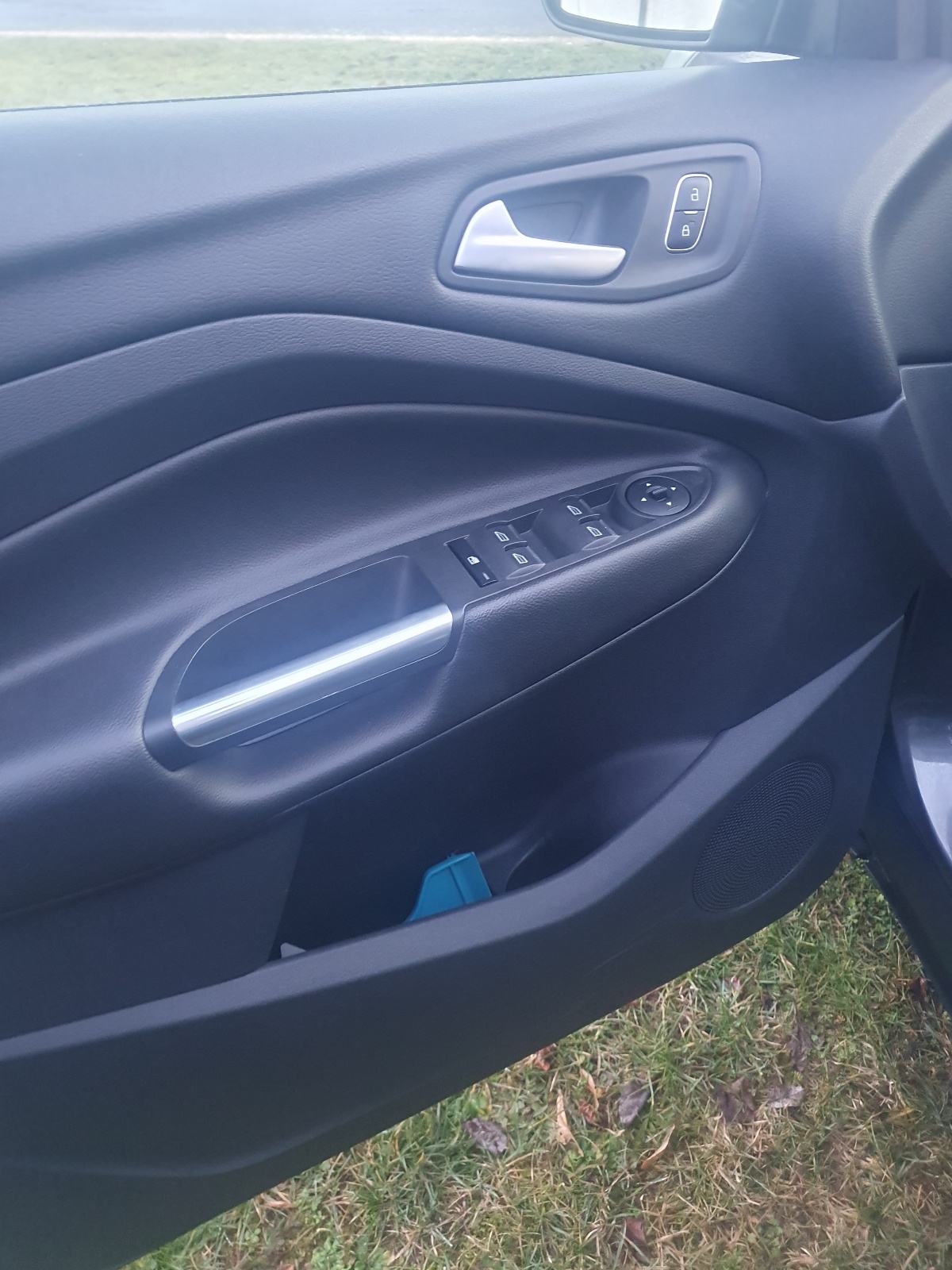 Ford Kuga 2.0 TDCI, 109tkm, fotografija 10