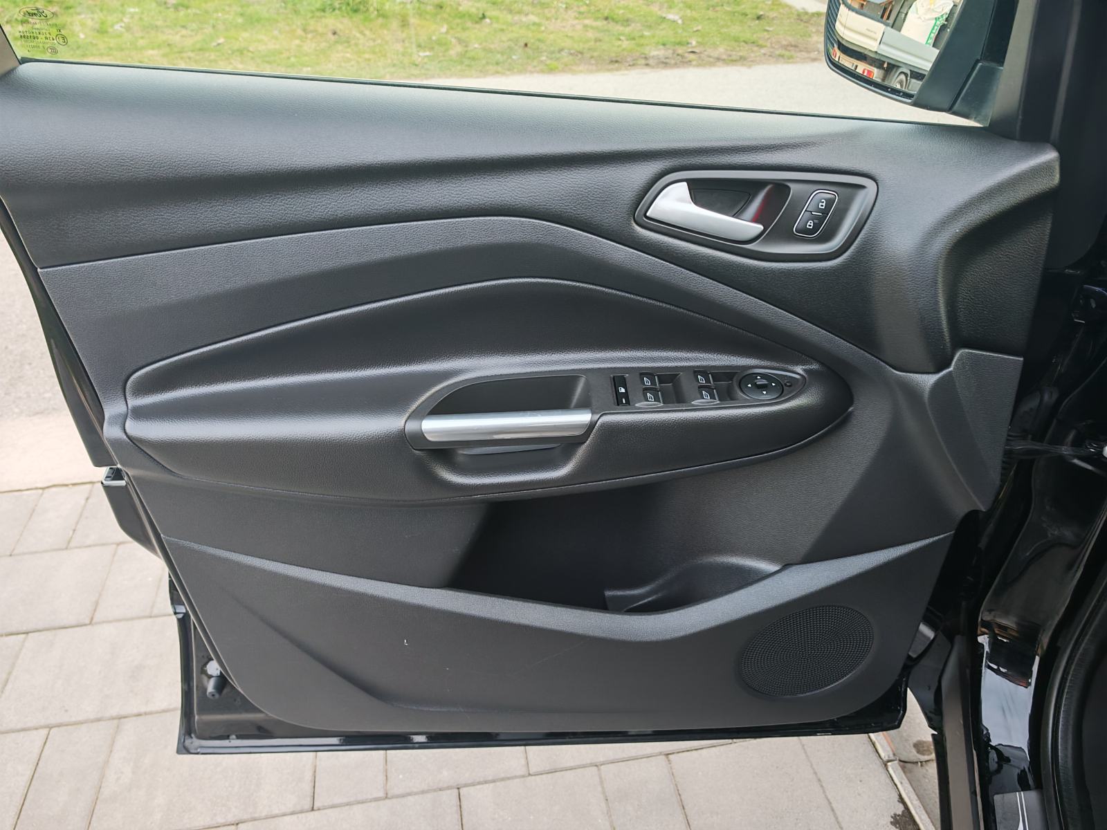 FORD KUGA 2.0 TDCI 150KS 6 BRZINA TITANIUM SERVISNA KPL.FORD, fotografija 9