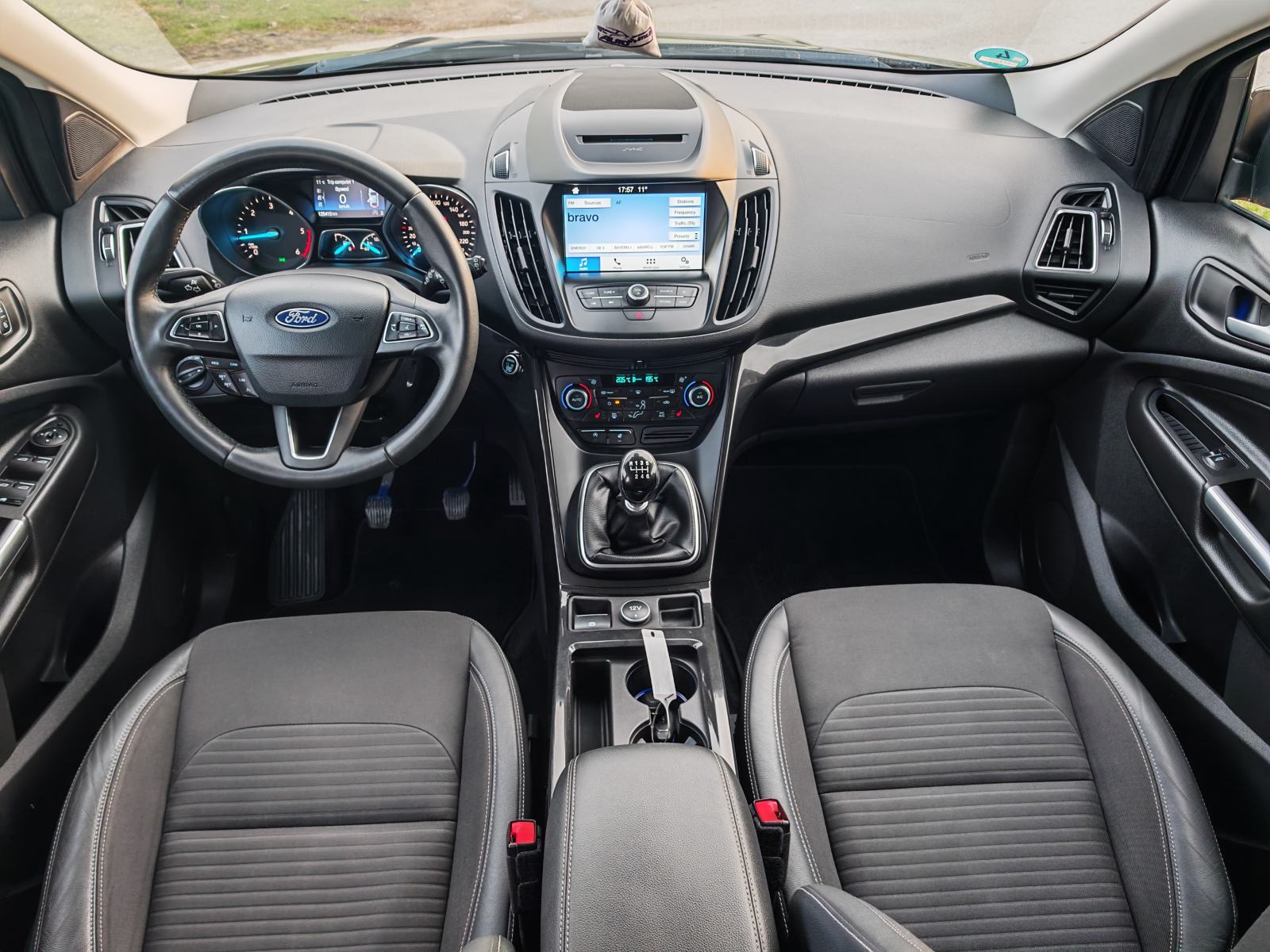 FORD KUGA 2.0 TDCI 150KS 6 BRZINA TITANIUM SERVISNA KPL.FORD, fotografija 14