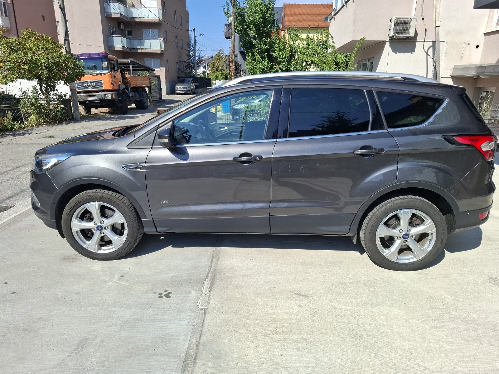 Ford Kuga 2,0 TDCi.2017g. 180ks.automatik 4x4, fotografija 5