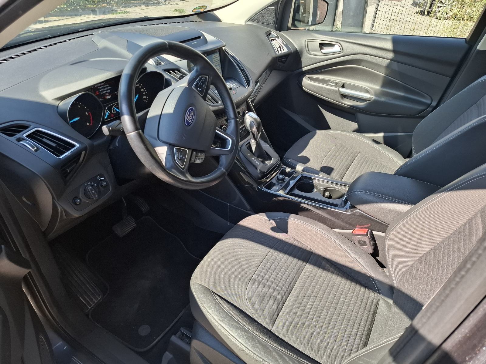 Ford Kuga 2,0 TDCi.2017g. 180ks.automatik 4x4, fotografija 11