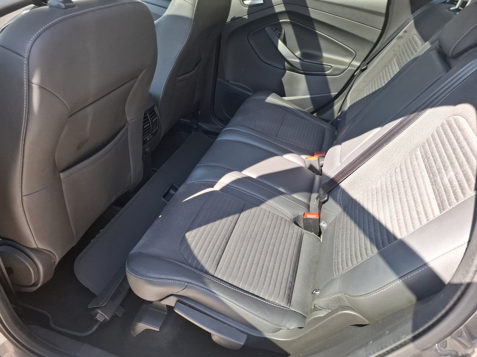 Ford Kuga 2,0 TDCi.2017g. 180ks.automatik 4x4, fotografija 14