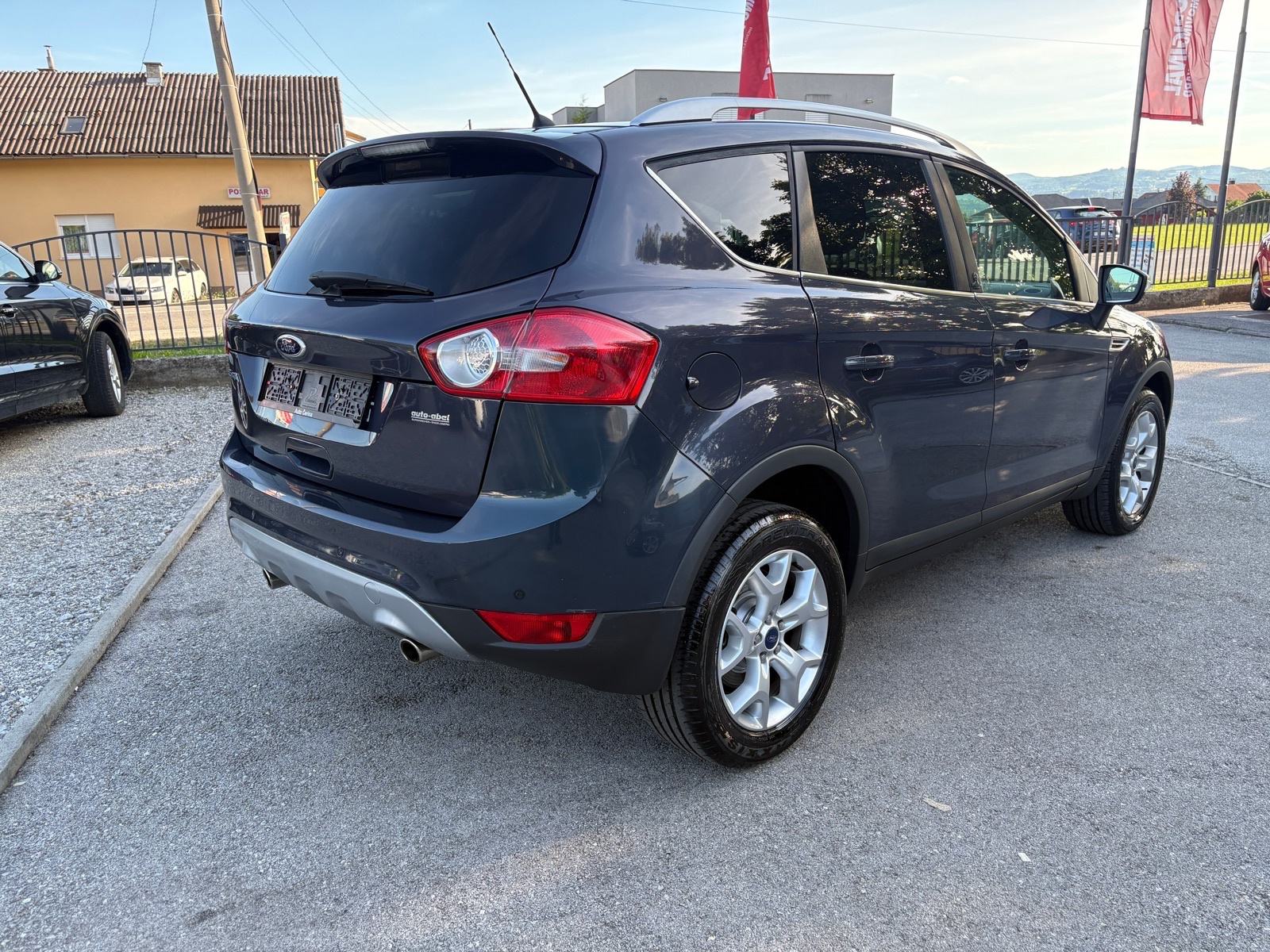 Ford Kuga 2,0 TDCI 4x4/GRIJ.SJED/KEYLESS/V.SERVIS/TOP STANJE!, pogled izvana - slika 5