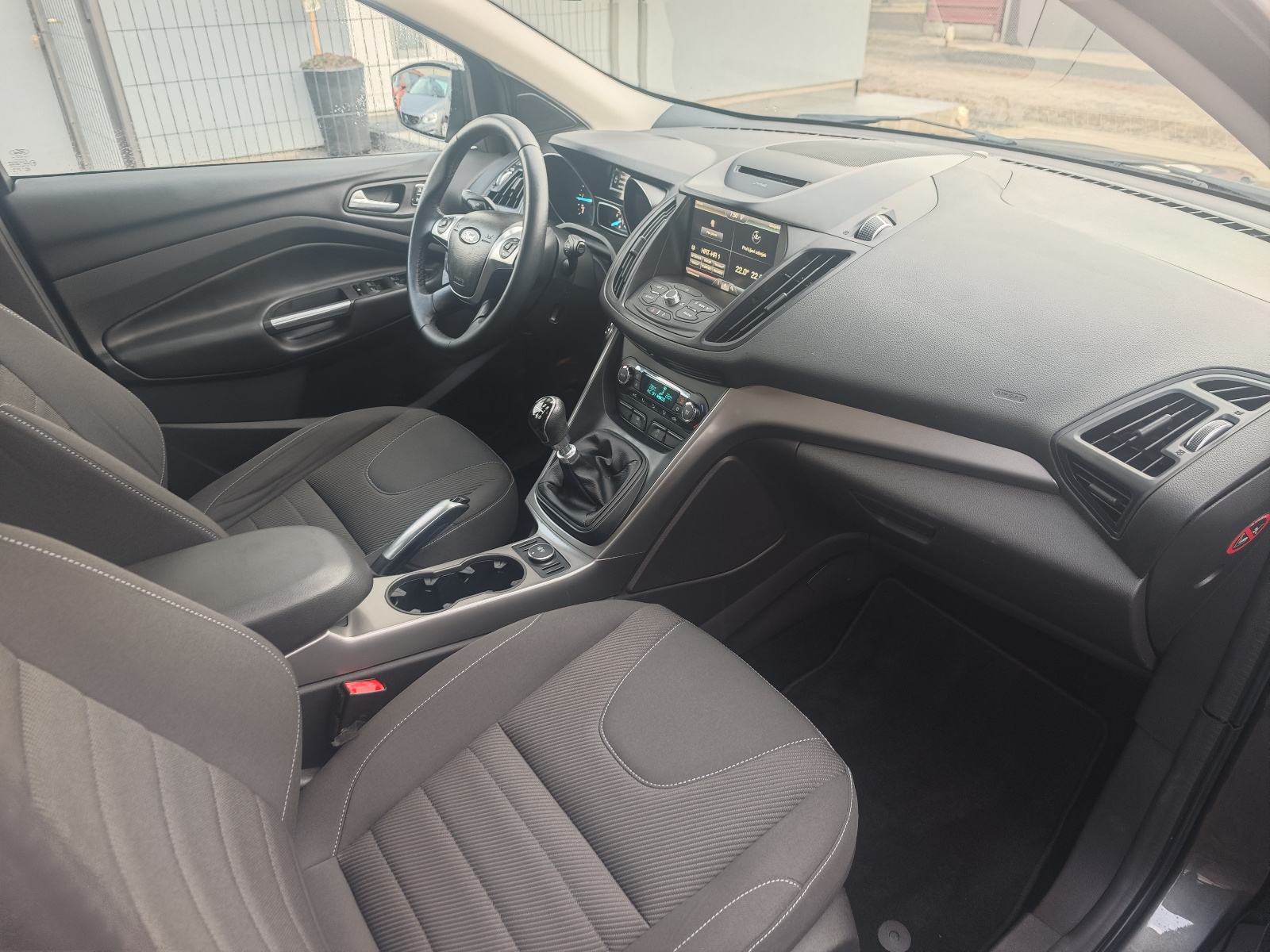 Ford Kuga 2,0 TDCI PLus- Jamstvo 12 mjeseci;Kartice;rate-, fotografija 14