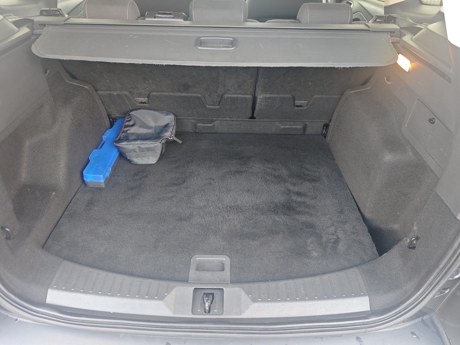 Ford Kuga 2,0 TDCI PLus- Jamstvo 12 mjeseci;Kartice;rate-, fotografija 17
