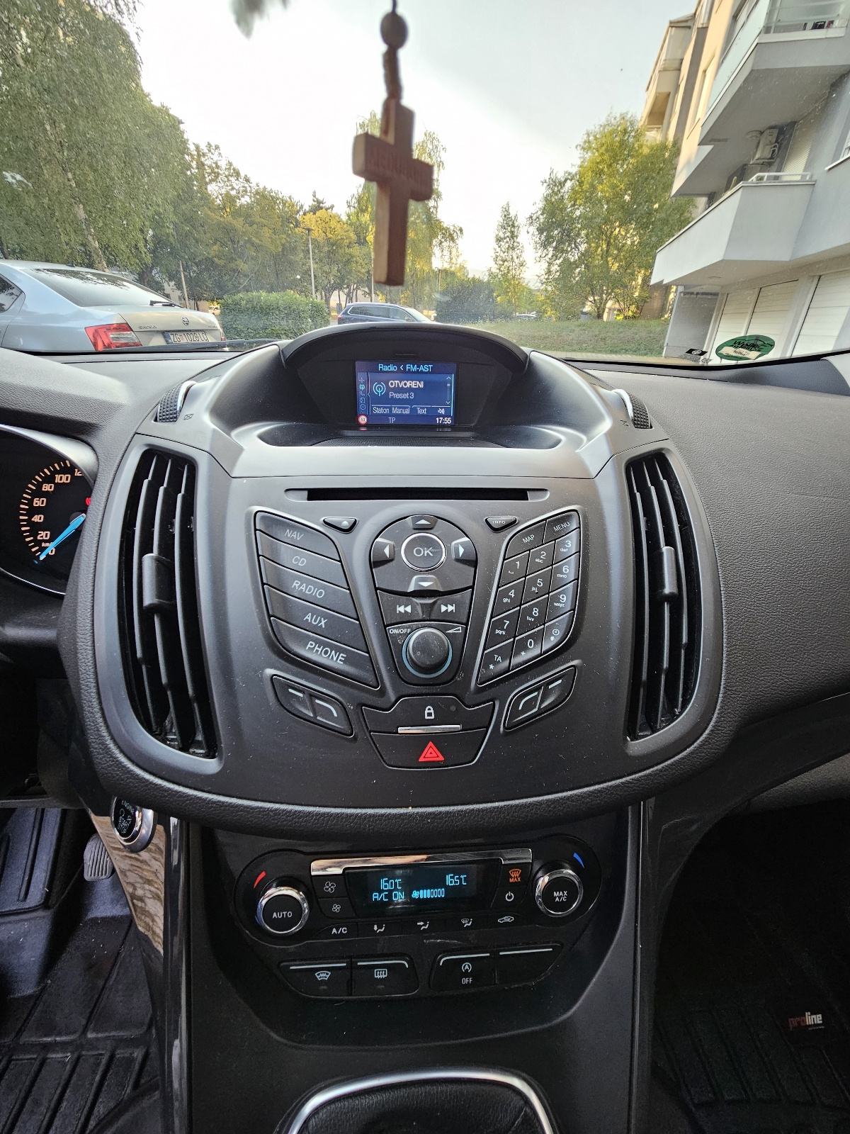 Ford Kuga 2,0 TDCI.Regan godinu dana, fotografija 9