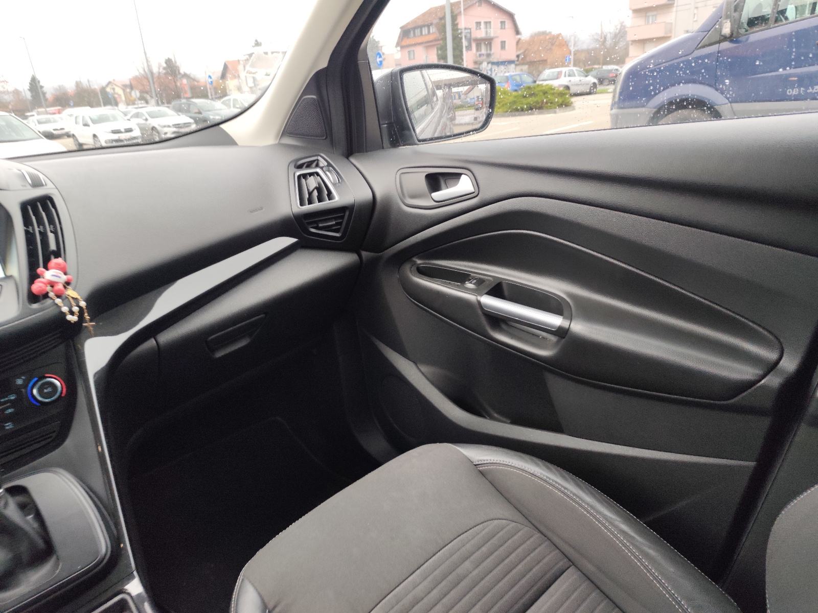 FORD KUGA 2,0TDCI AUTOMATIK EURO 6 NIKAD U SUDARU...., fotografija 11