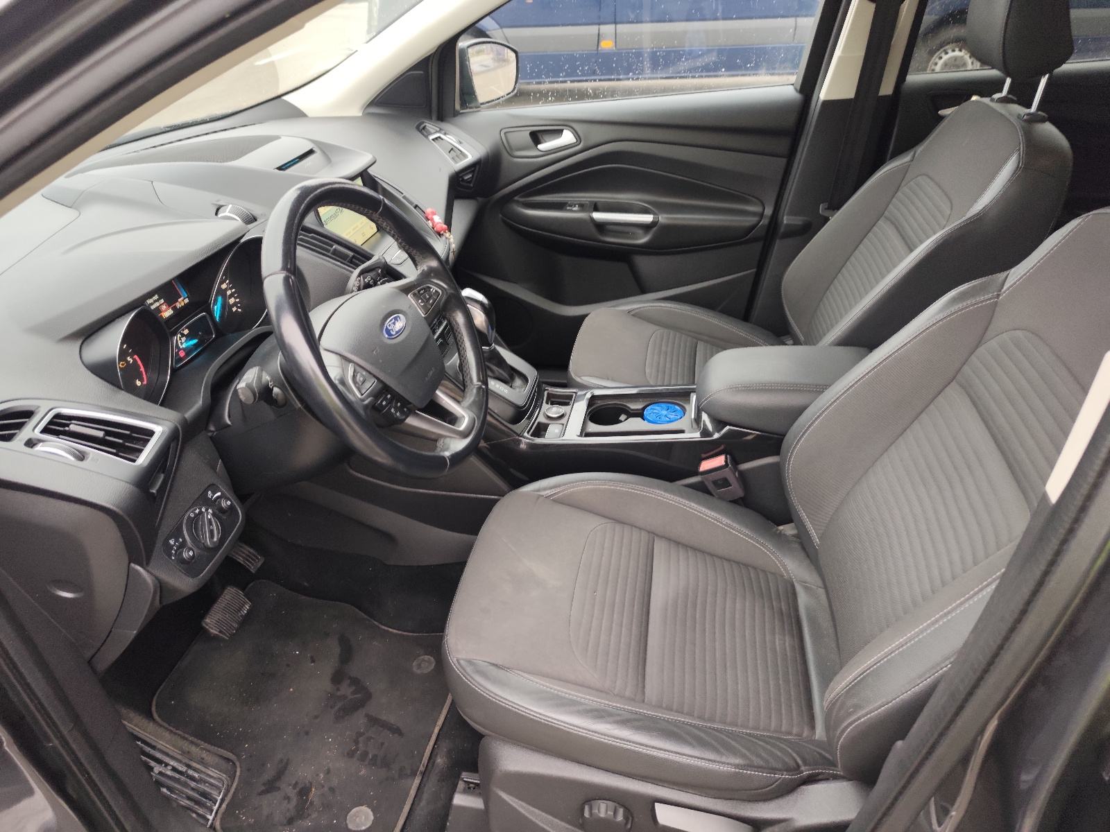 FORD KUGA 2,0TDCI AUTOMATIK EURO 6 NIKAD U SUDARU...., fotografija 19