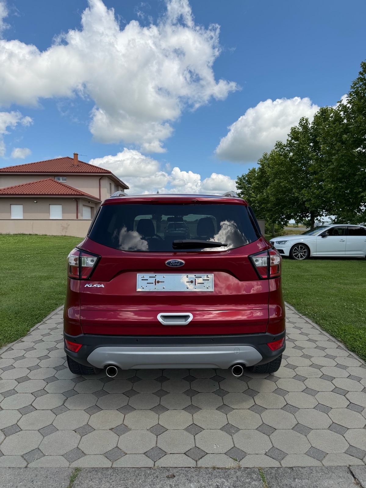 Ford Kuga 2,0 TDCi Titanium, fotografija 4