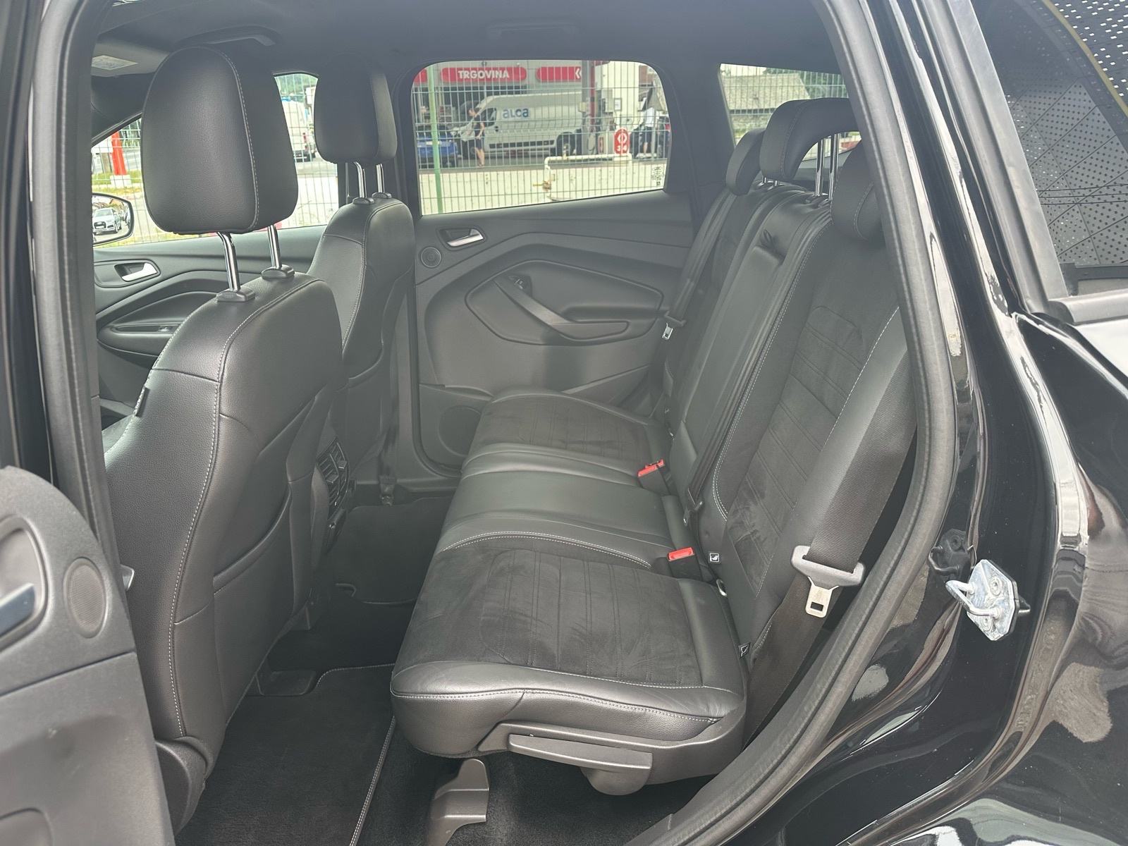 Ford Kuga 2,0 TDCI ST-LINE 4 WD POWERSHIFT AUTOMATIK, fotografija 18
