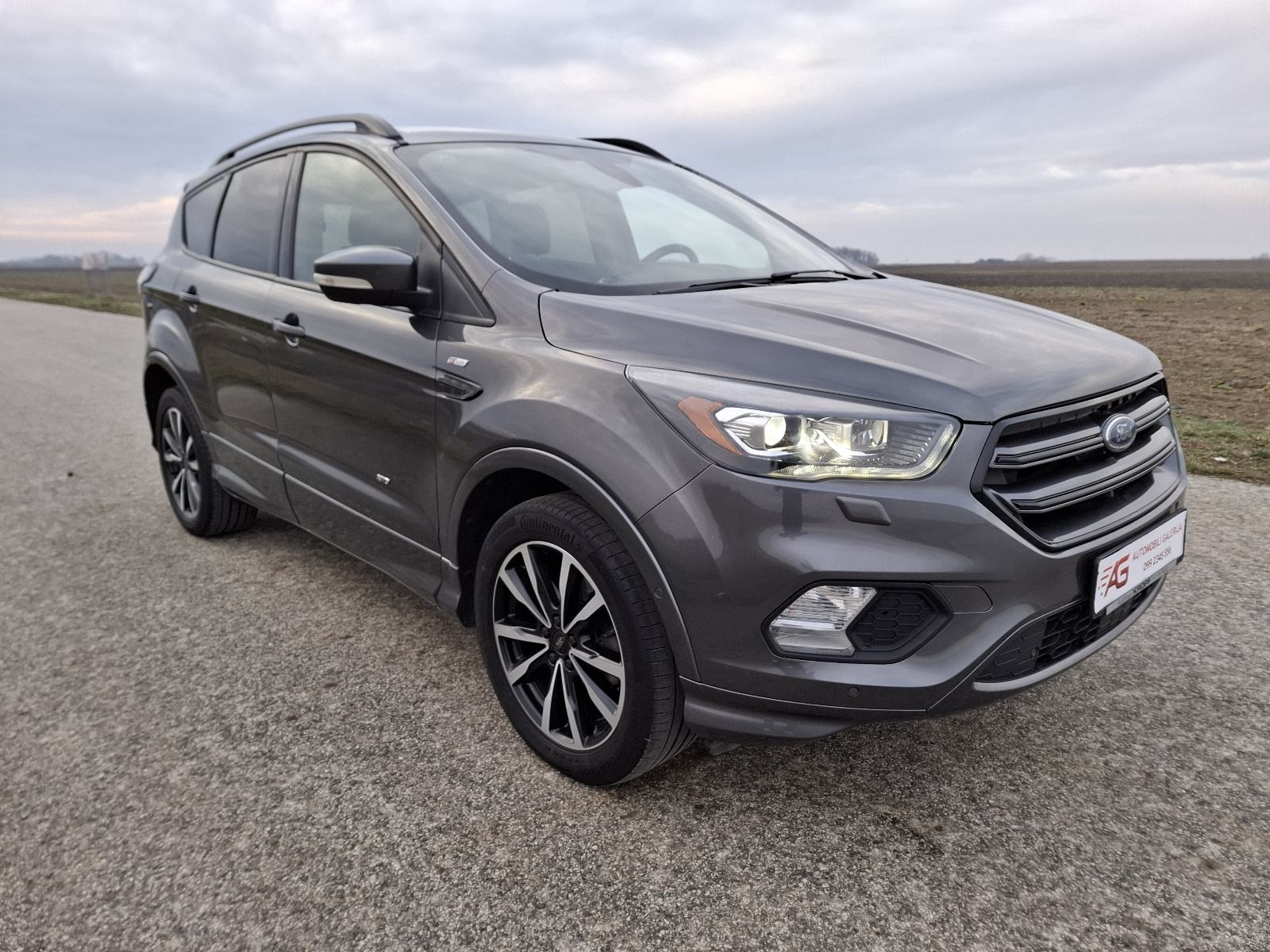 FORD KUGA 2,0 TDCi ST-LINE, AUTOMATIK, AWD, fotografija 3