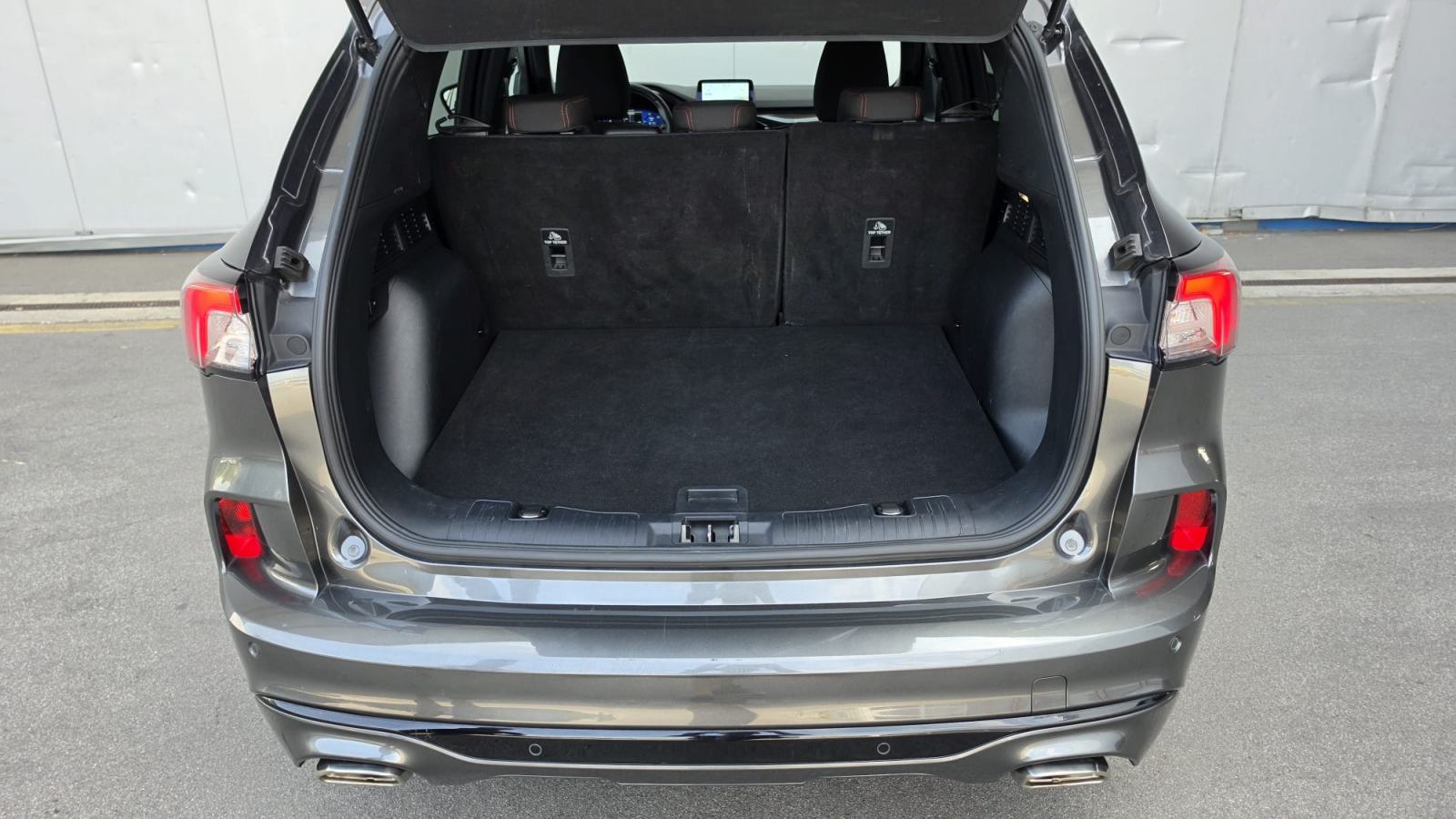 Ford Kuga 2,5 FHEV ( FULL HIBRID) ST-LINE, VIRTUAL, JAMSTVO, PDV, fotografija 17